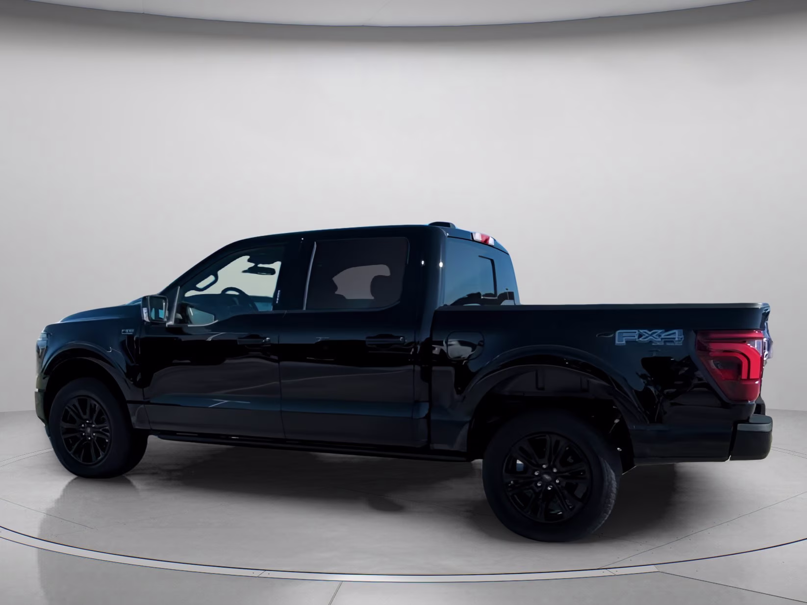 2026 Agate Black Metallic Ford F-150 Platinum Crew Cab Pickup 4X4 Truck