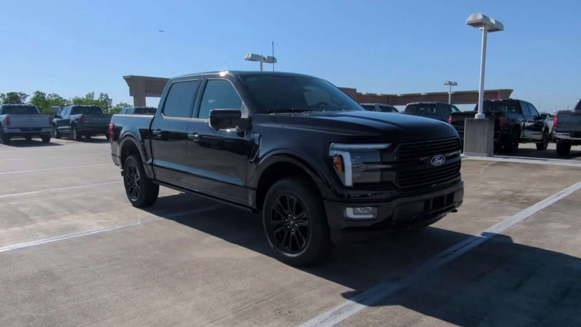2026 Agate Black Metallic Ford F-150 Platinum Crew Cab Pickup 4X4 Truck