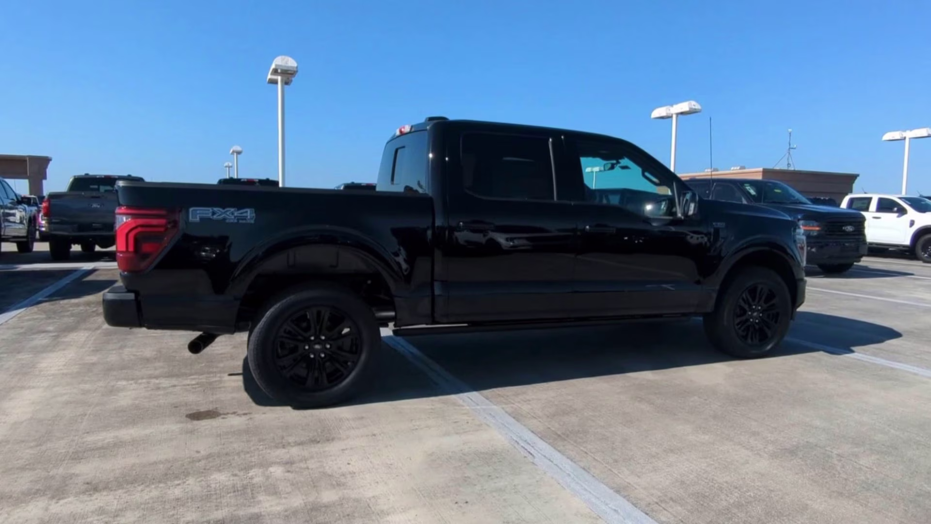 2026 Agate Black Metallic Ford F-150 Platinum Crew Cab Pickup 4X4 Truck