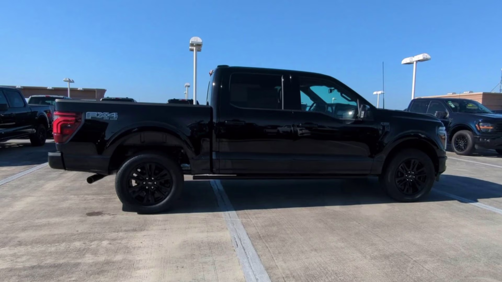 2026 Agate Black Metallic Ford F-150 Platinum Crew Cab Pickup 4X4 Truck
