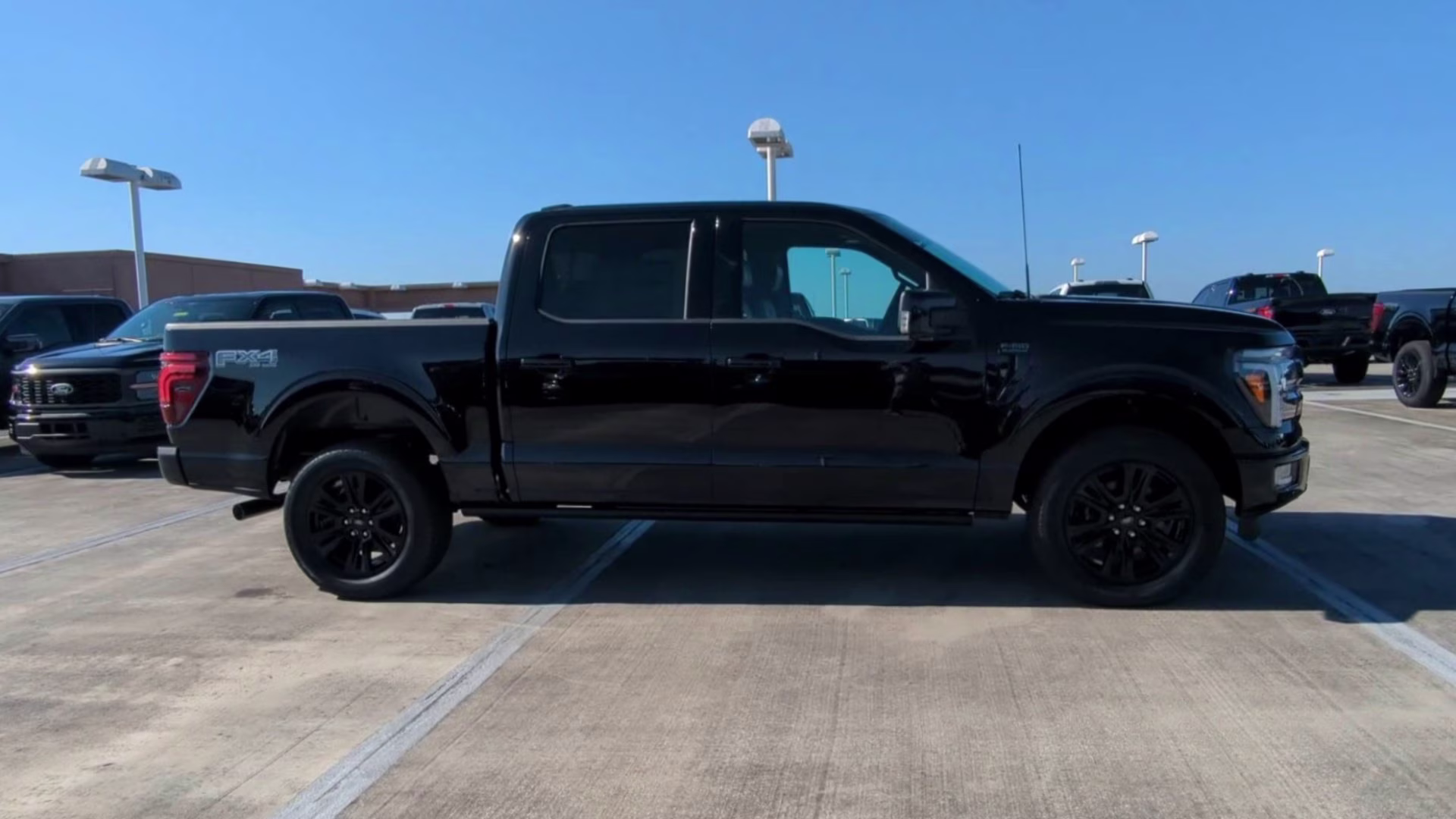 2026 Agate Black Metallic Ford F-150 Platinum Crew Cab Pickup 4X4 Truck