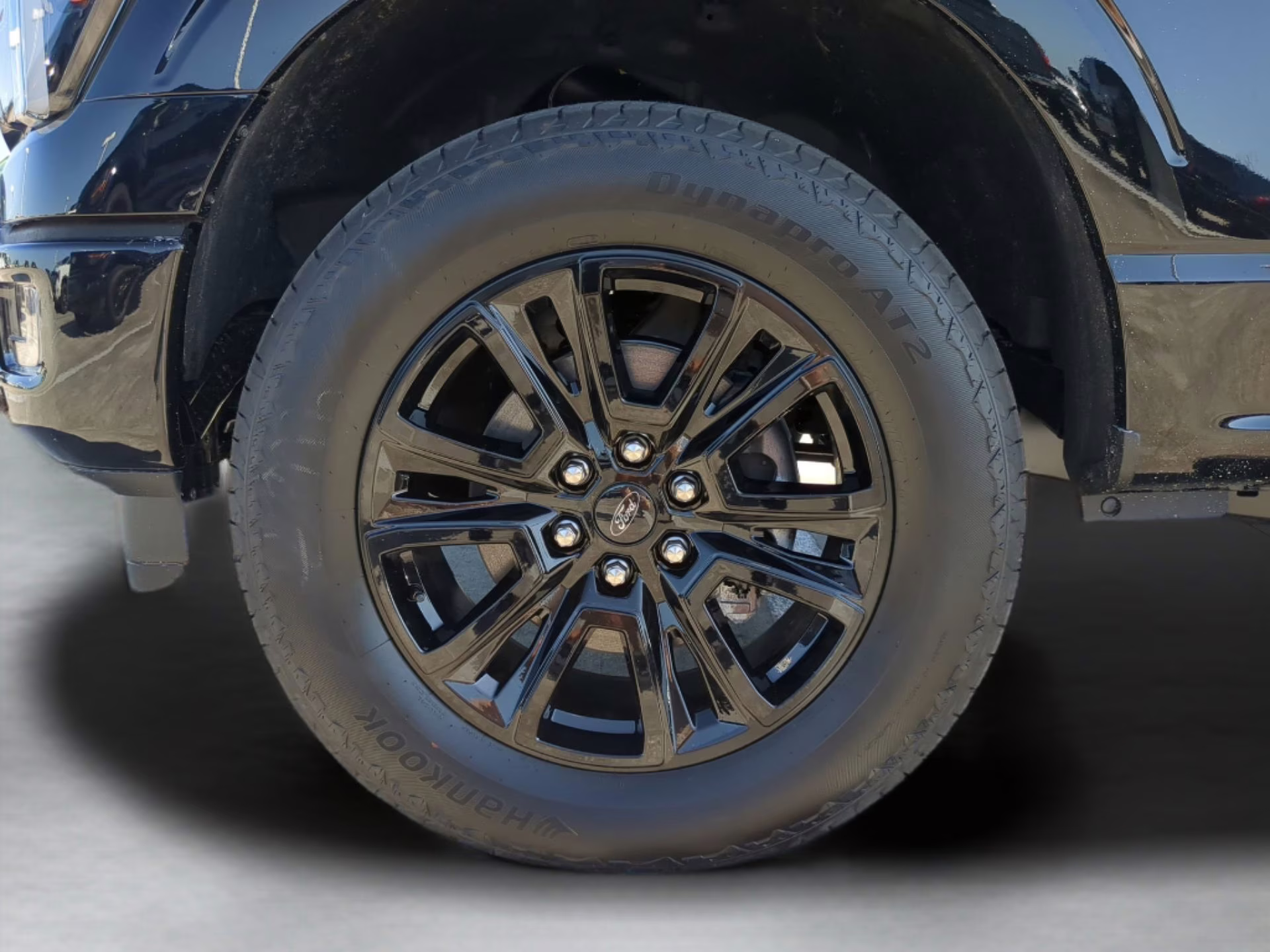 2026 Agate Black Metallic Ford F-150 Platinum Crew Cab Pickup 4X4 Truck