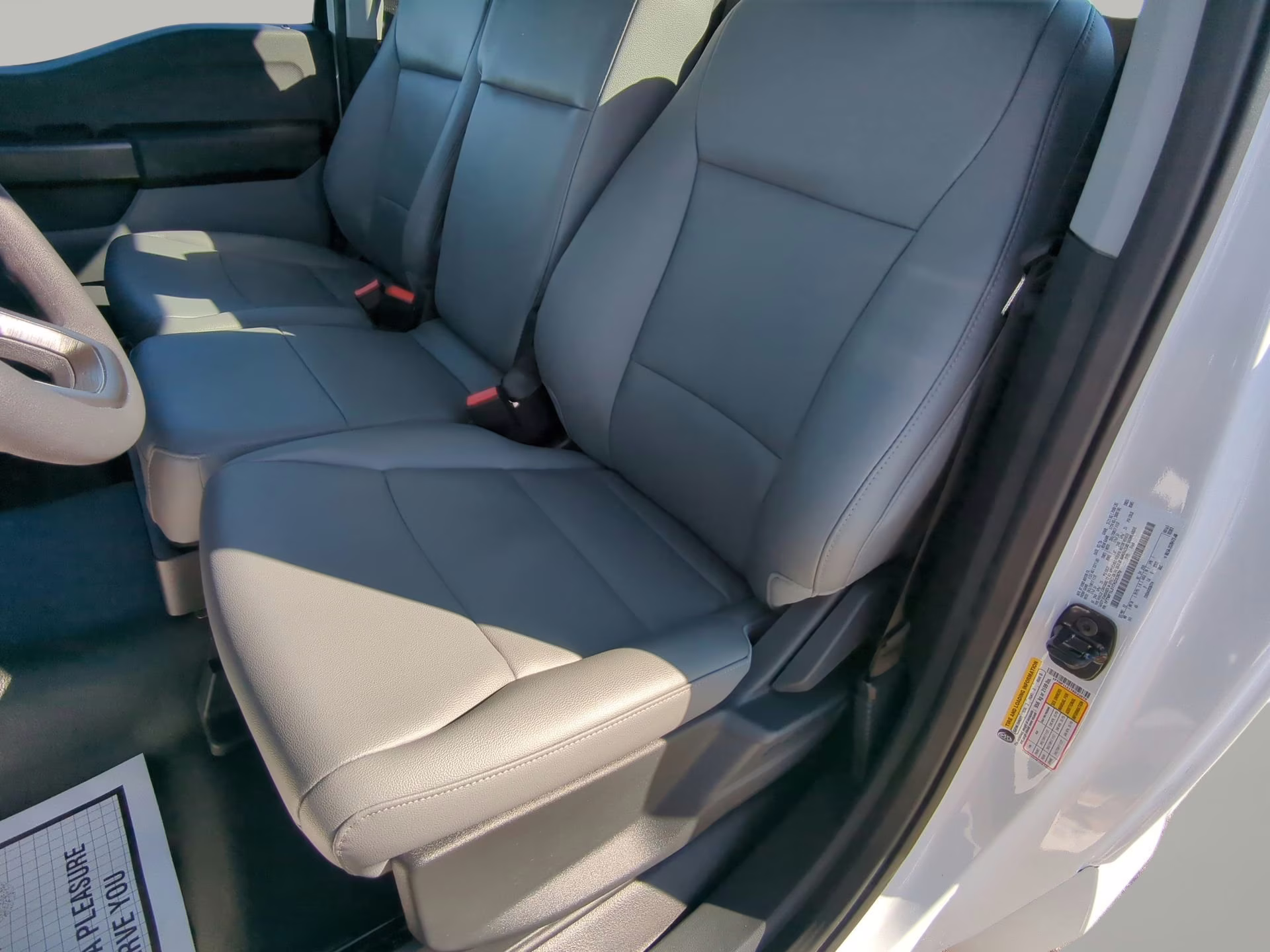 2026 Oxford White Ford F-150 XL Regular Cab Pickup 4X4 Truck