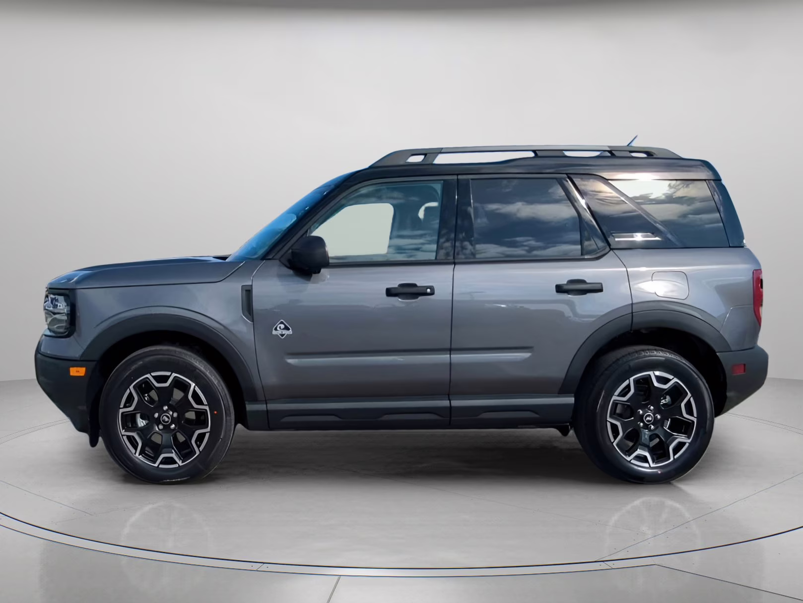 2026 Carbonized Gray Metallic Ford Bronco Sport Outer Banks 4X4 SUV
