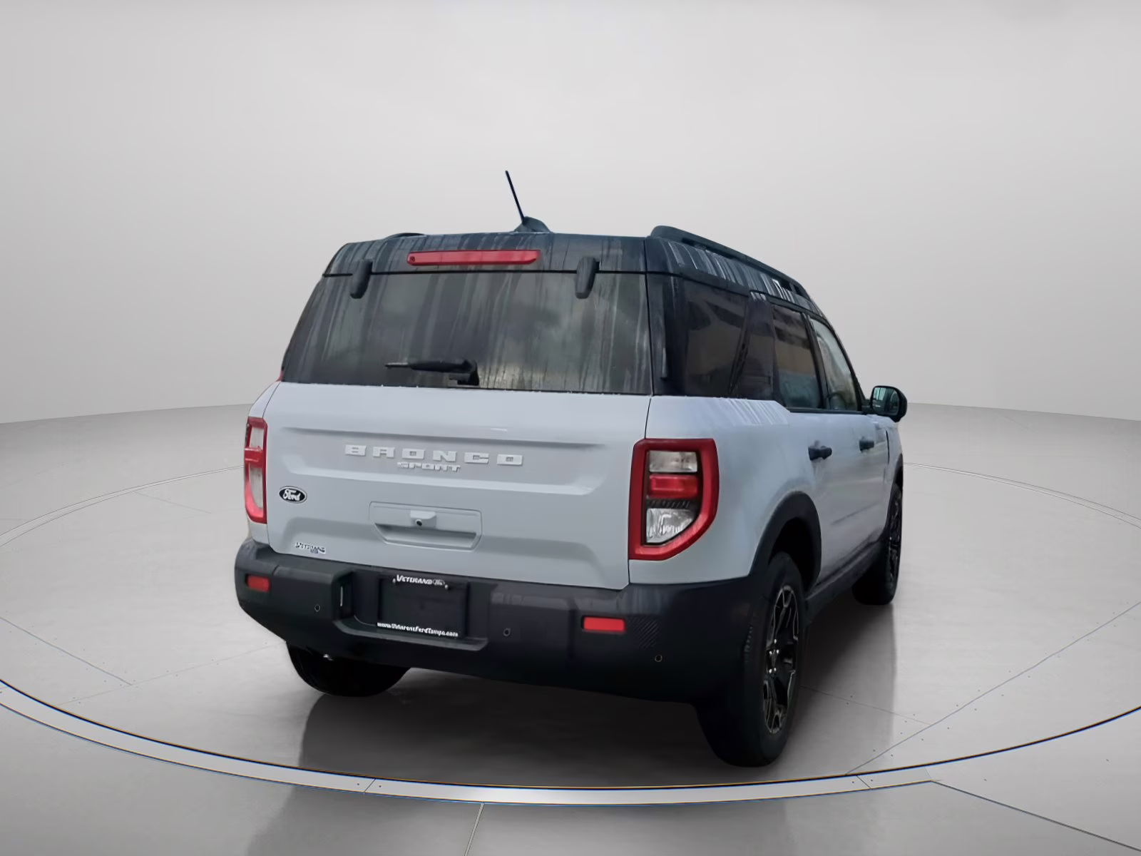 2026 Space White Metallic Ford Bronco Sport Outer Banks 4X4 SUV