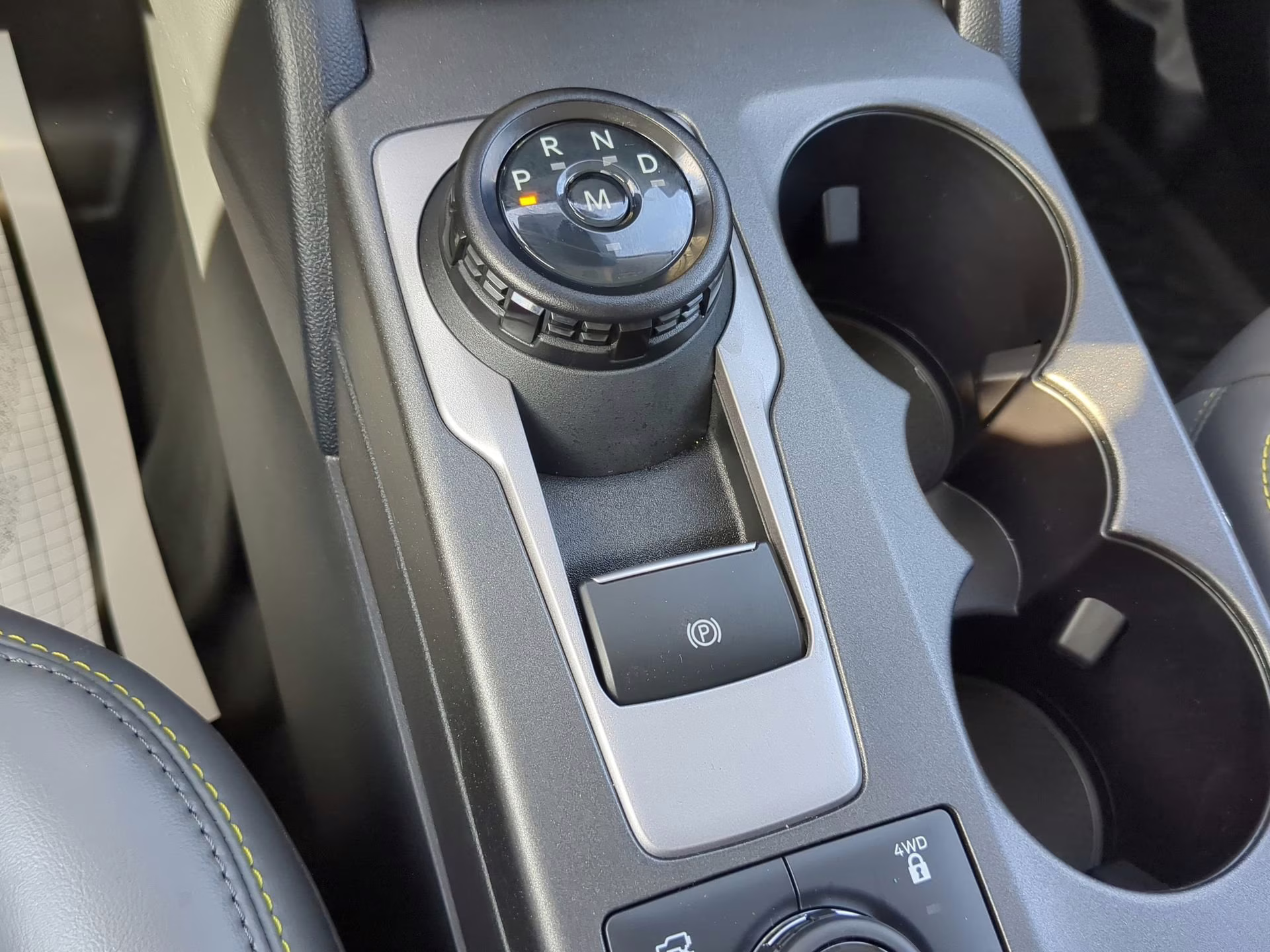 2026 Space White Metallic Ford Bronco Sport Badlands 4X4 SUV