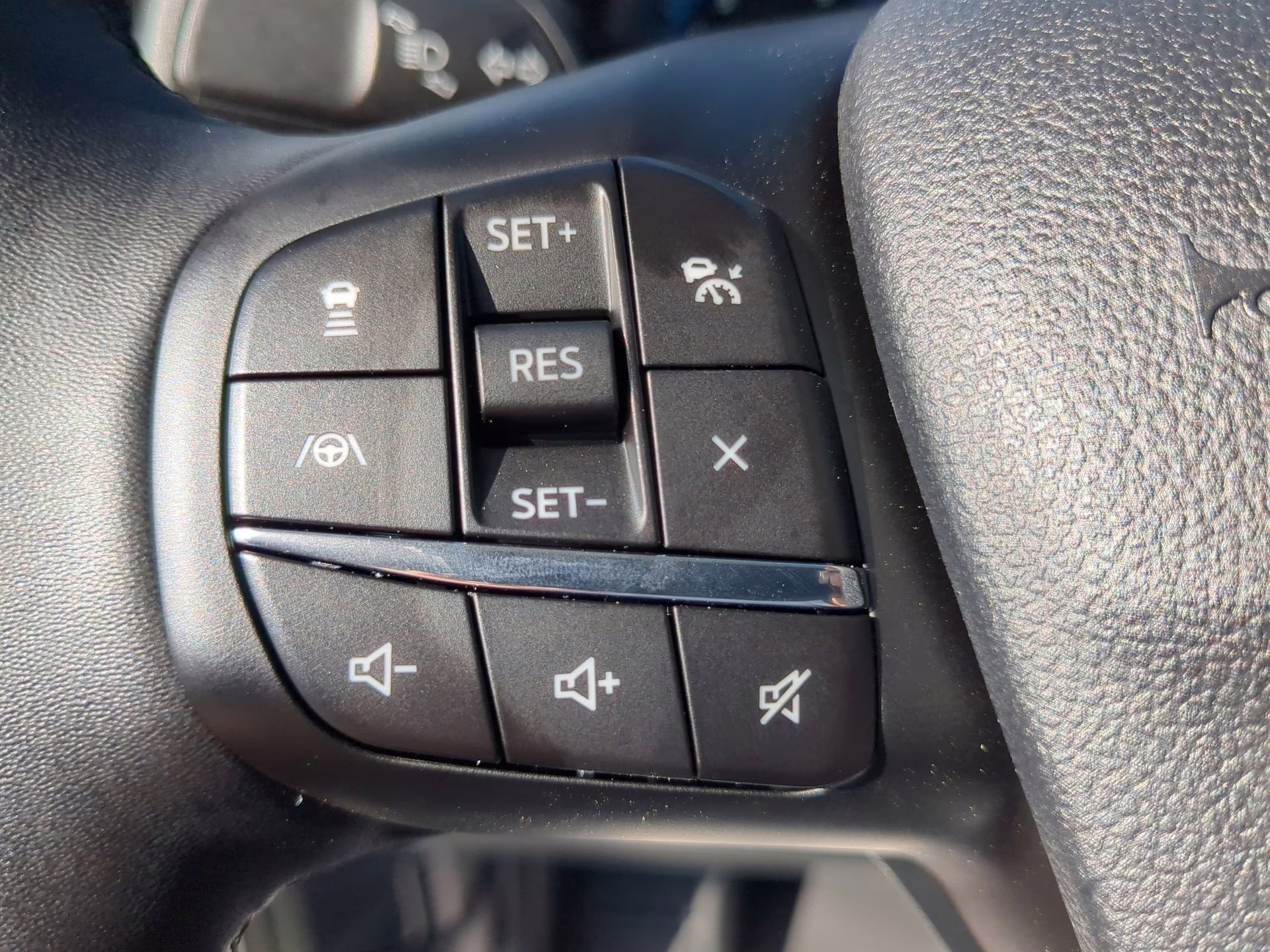 2026 Space White Metallic Ford Bronco Sport Badlands 4X4 SUV