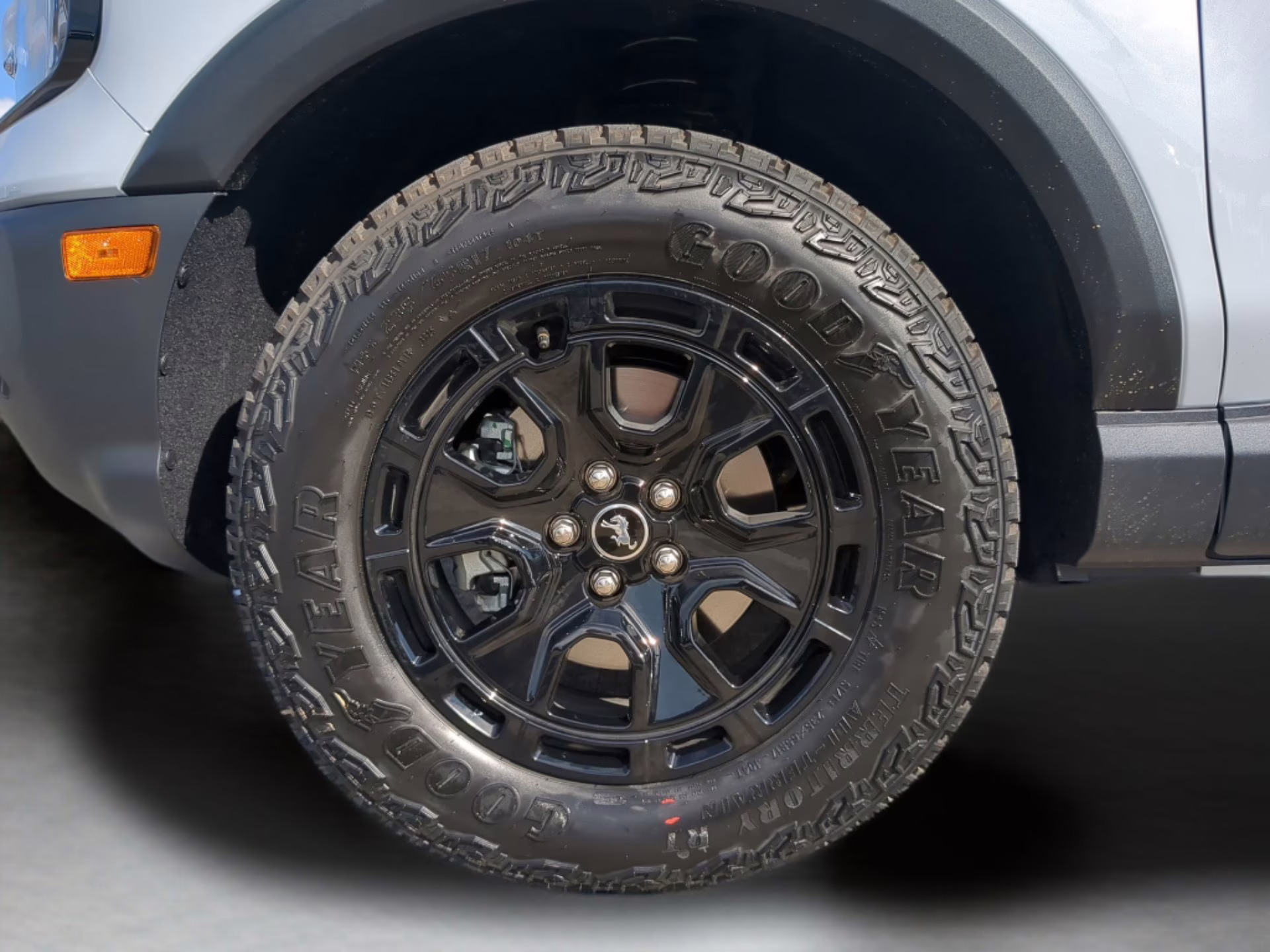 2026 Space White Metallic Ford Bronco Sport Badlands 4X4 SUV