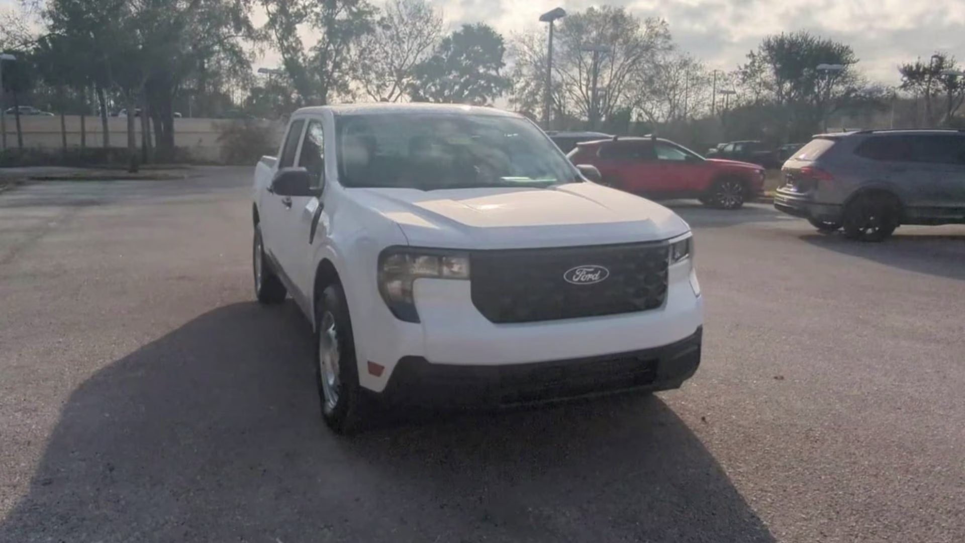 2026 Oxford White Ford Maverick XL Crew Cab Pickup FWD Truck