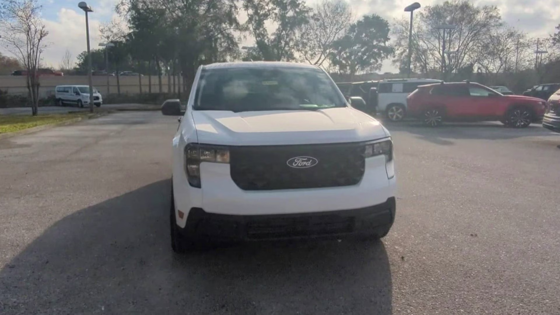 2026 Oxford White Ford Maverick XL Crew Cab Pickup FWD Truck