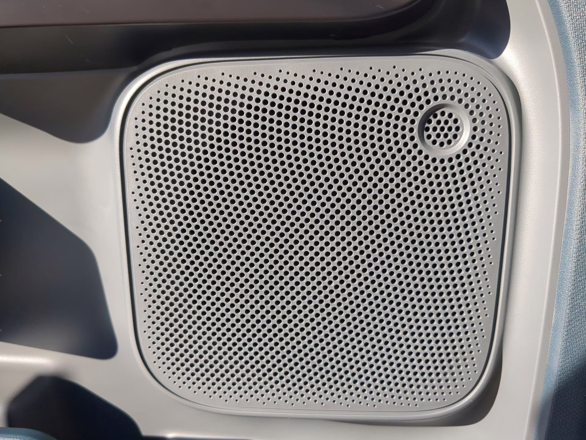 2026 Oxford White Ford Maverick XL Crew Cab Pickup AWD Truck