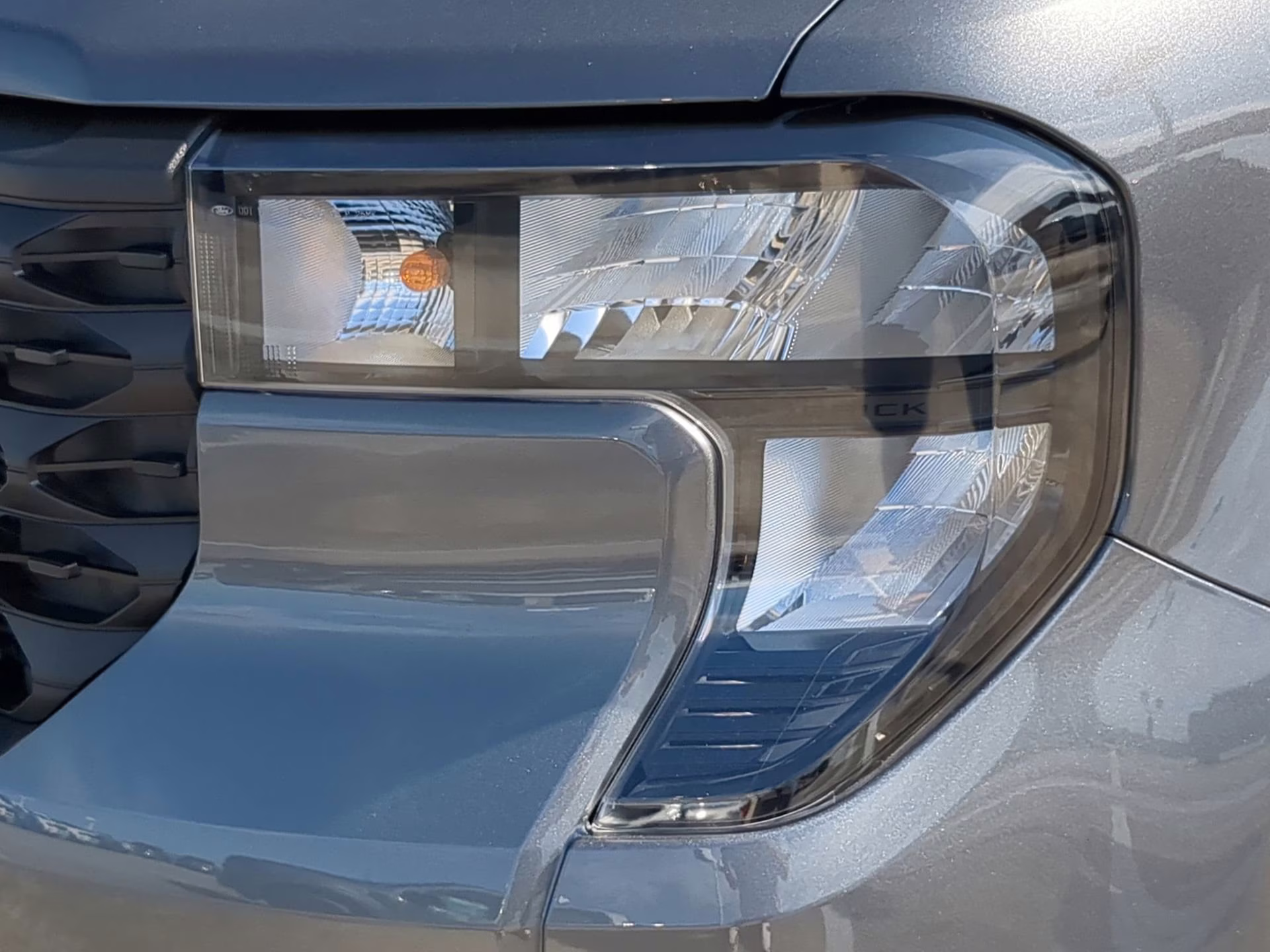 2026 Carbonized Gray Metallic Ford Maverick XLT Crew Cab Pickup FWD Truck