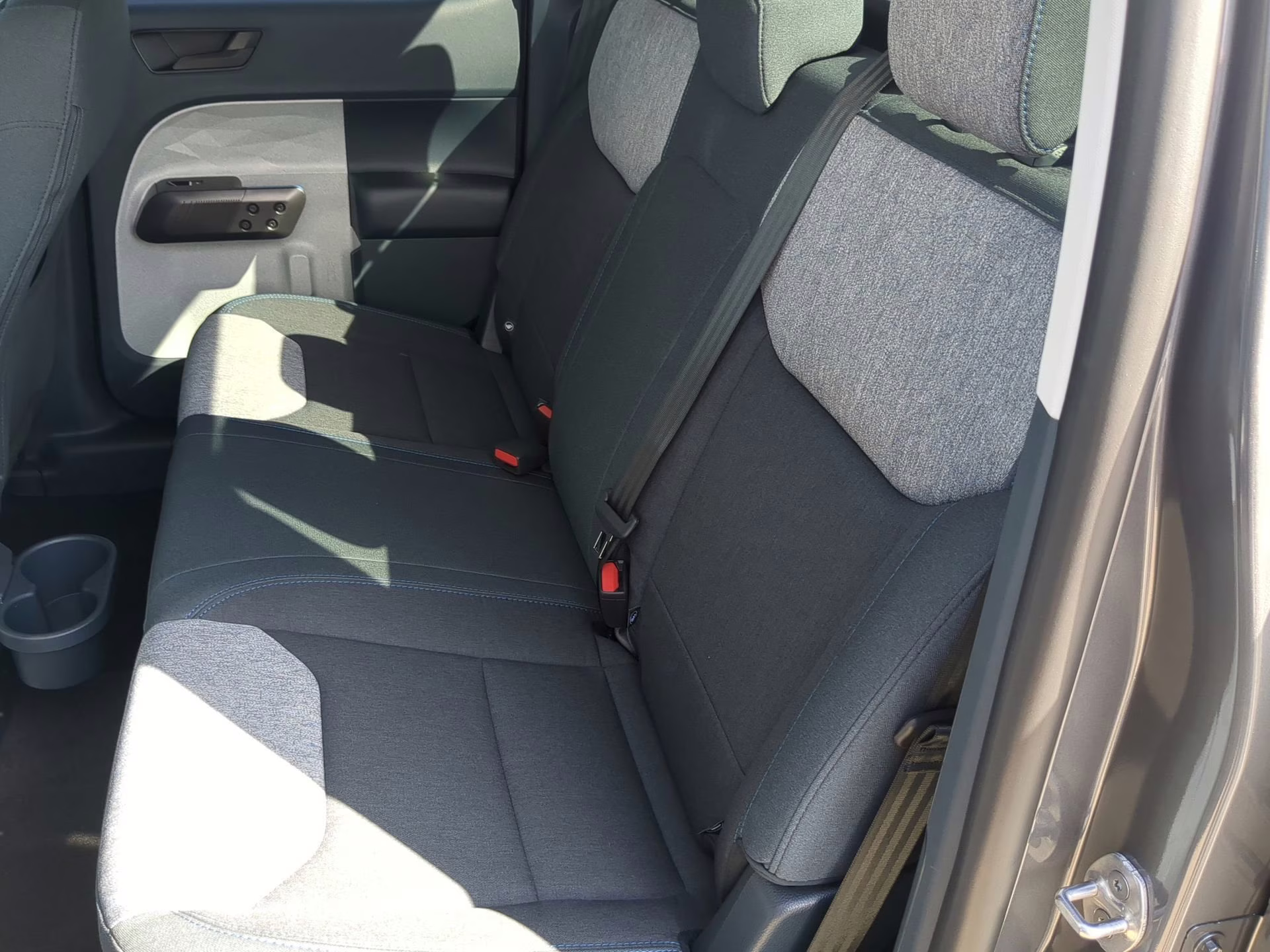 2026 Carbonized Gray Metallic Ford Maverick XLT Crew Cab Pickup FWD Truck