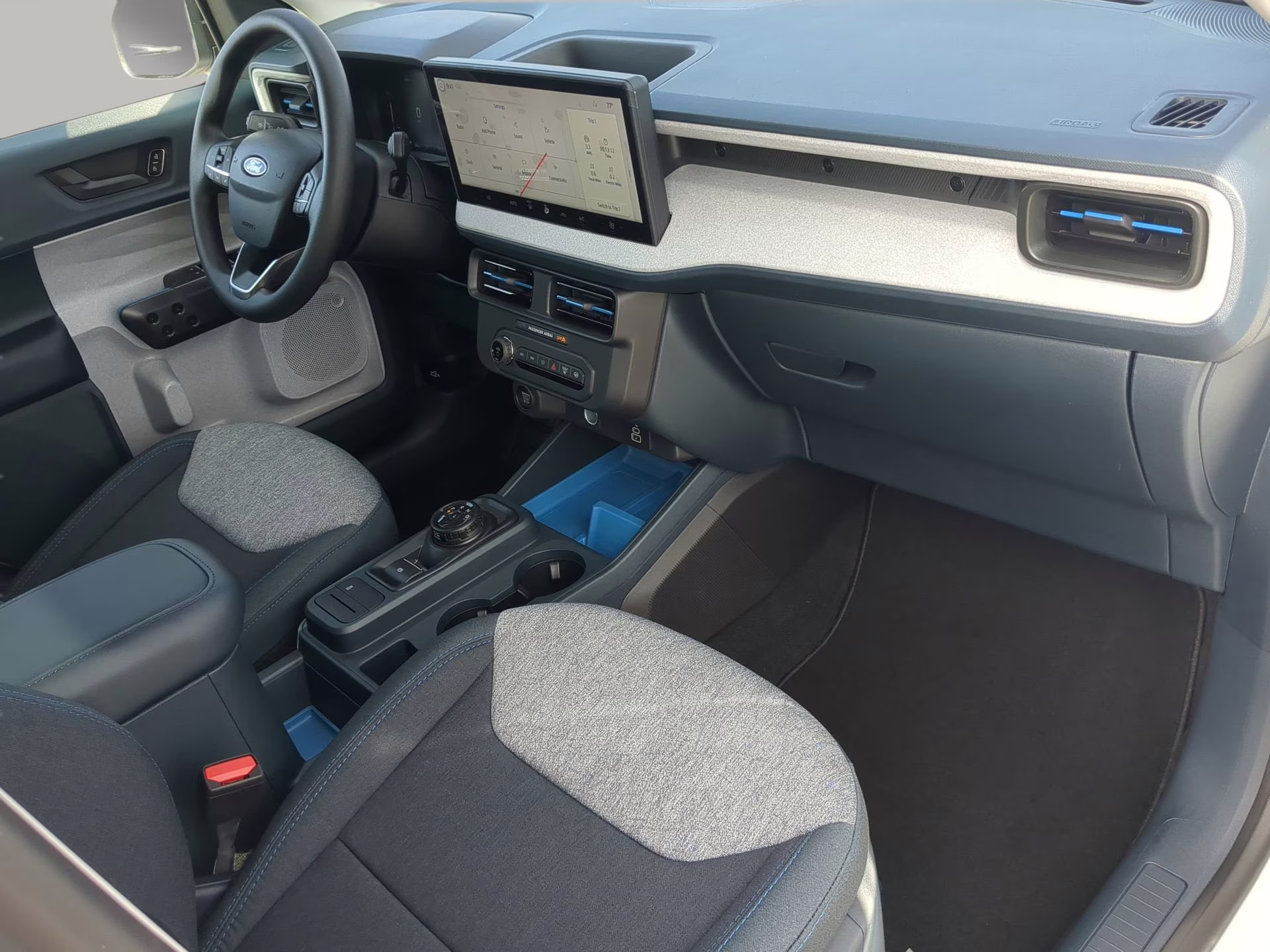 2026 Oxford White Ford Maverick XLT Crew Cab Pickup FWD Truck