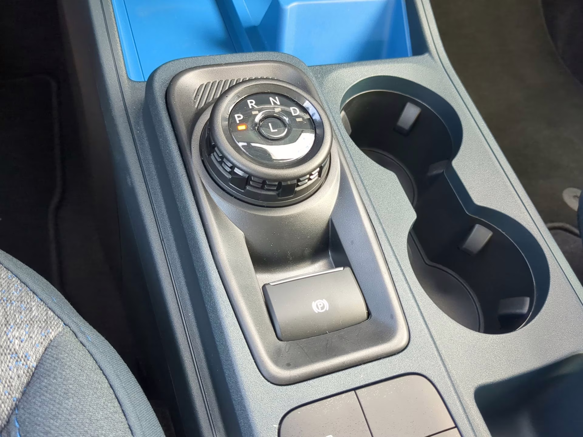 2026 Oxford White Ford Maverick XLT Crew Cab Pickup FWD Truck