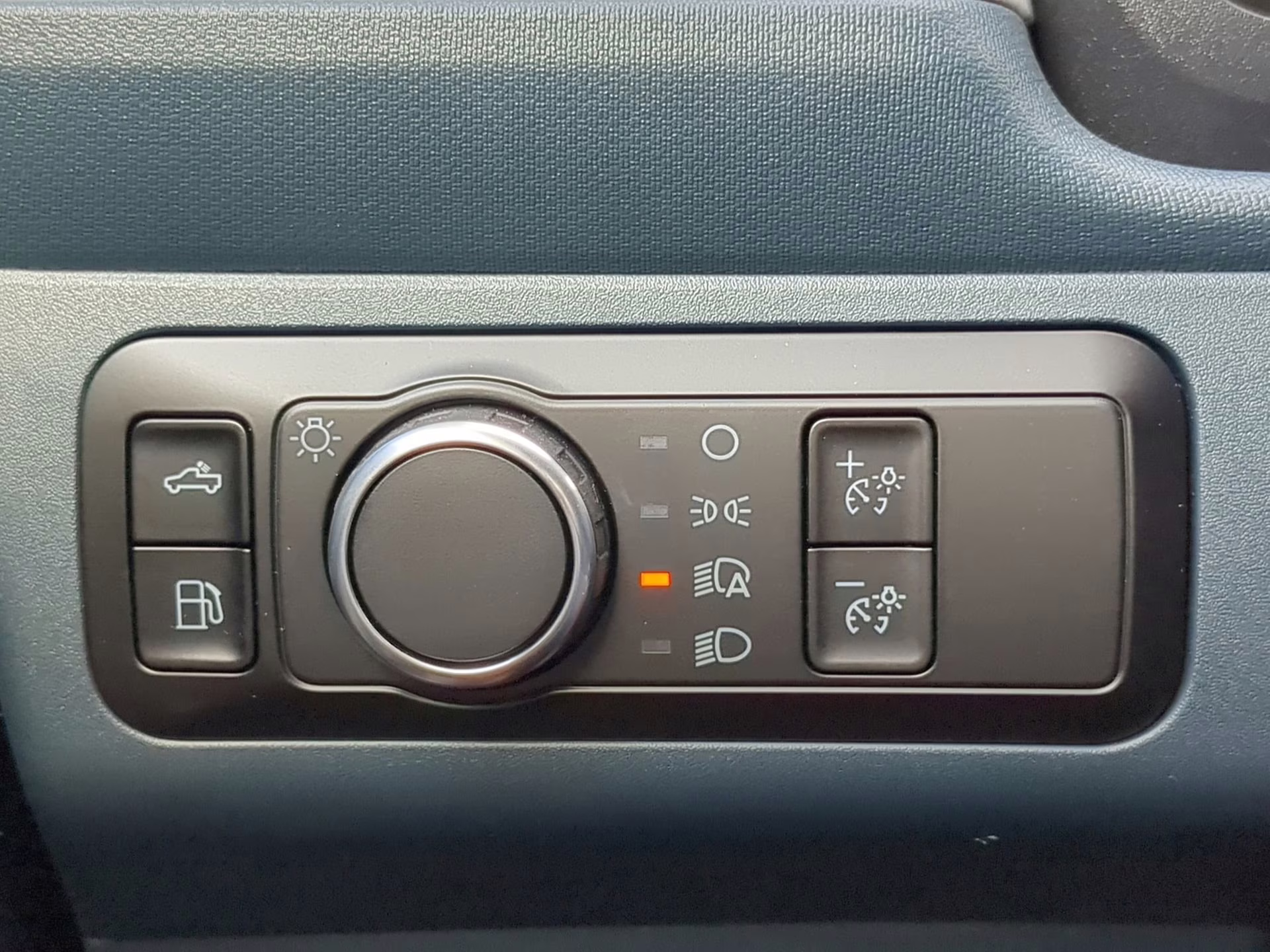 2026 Oxford White Ford Maverick XLT Crew Cab Pickup FWD Truck