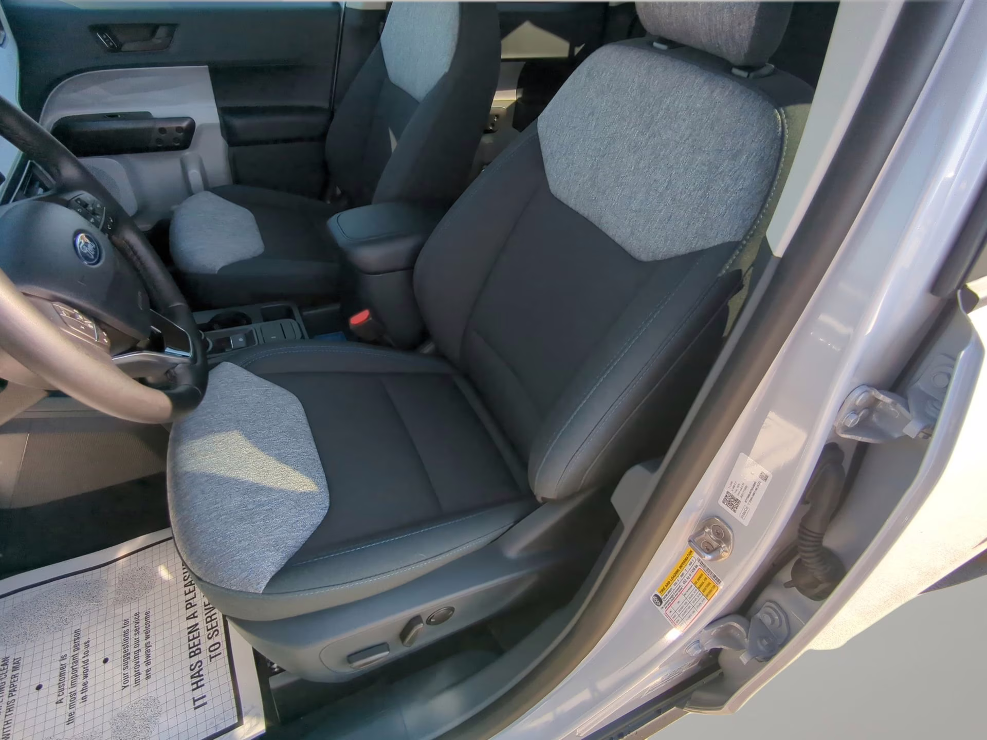 2026 Space White Metallic Ford Maverick XLT Crew Cab Pickup FWD Truck