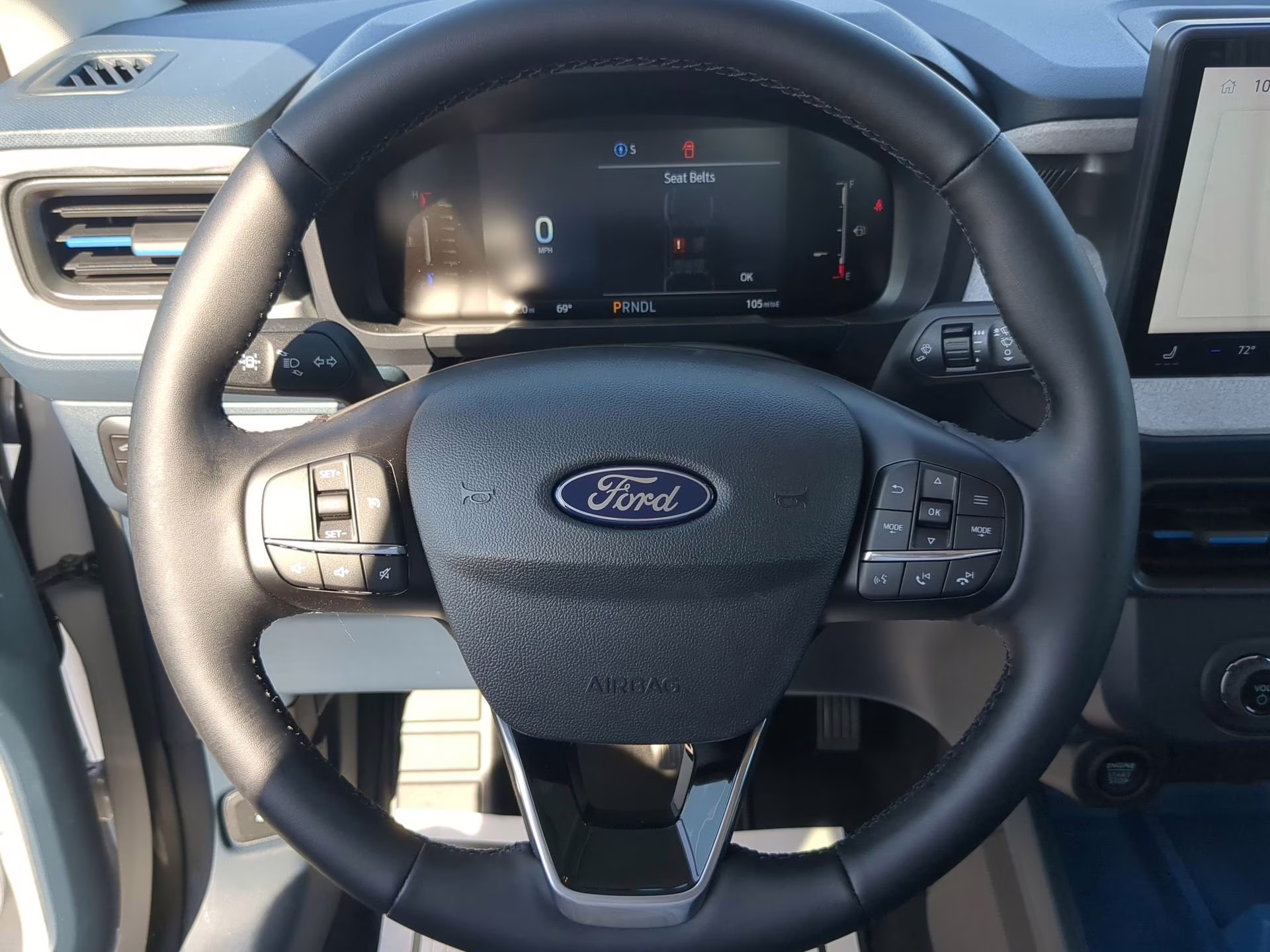 2026 Space White Metallic Ford Maverick XLT Crew Cab Pickup FWD Truck