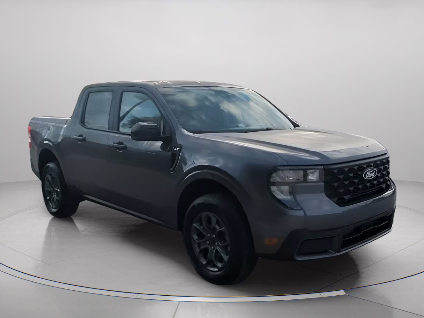 2026 Carbonized Gray Metallic Ford Maverick XLT Crew Cab Pickup FWD Truck