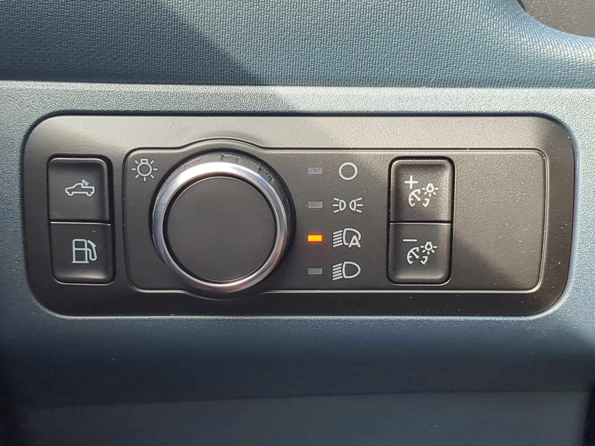 2026 Carbonized Gray Metallic Ford Maverick XLT Crew Cab Pickup FWD Truck