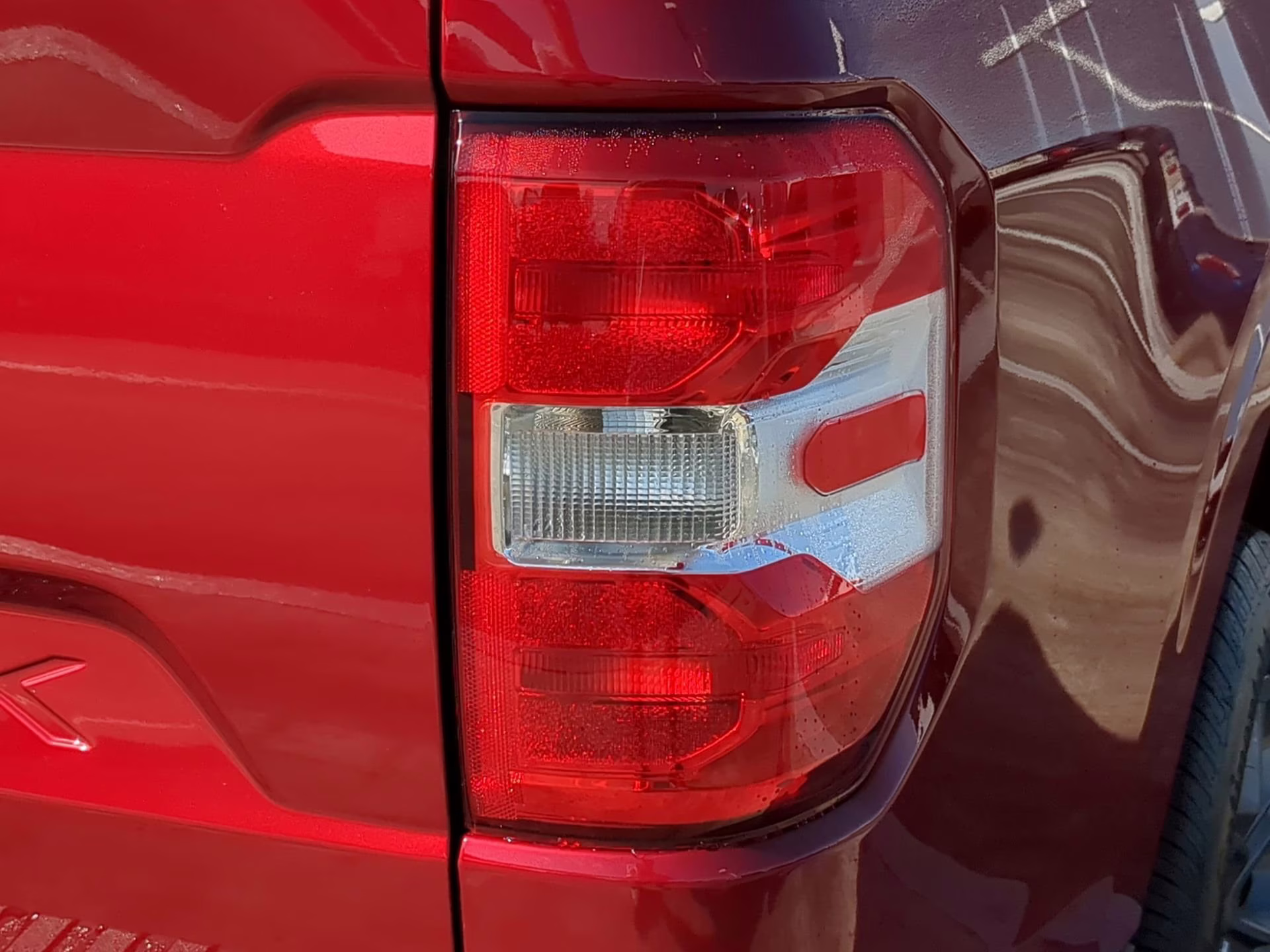 2026 Ruby Red Metallic Tinted Clearcoat Ford Maverick XLT Crew Cab Pickup FWD Truck