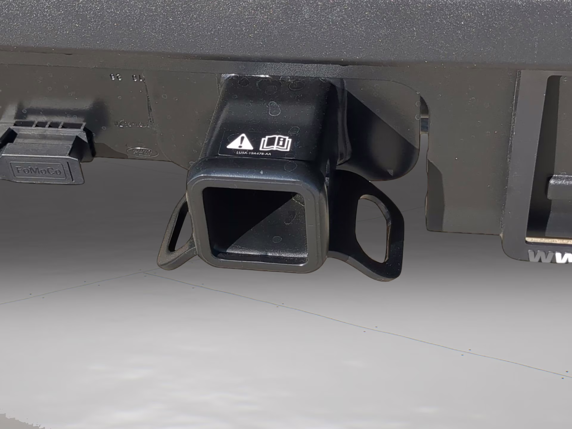 2026 Oxford White Ford Maverick XLT Crew Cab Pickup AWD Truck