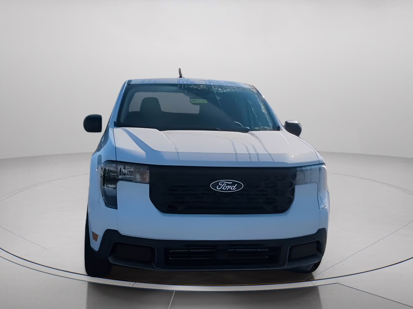 2026 Oxford White Ford Maverick XLT Crew Cab Pickup AWD Truck