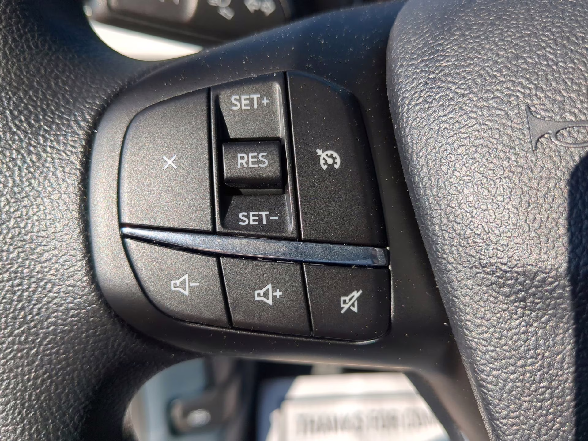 2026 Oxford White Ford Maverick XLT Crew Cab Pickup AWD Truck