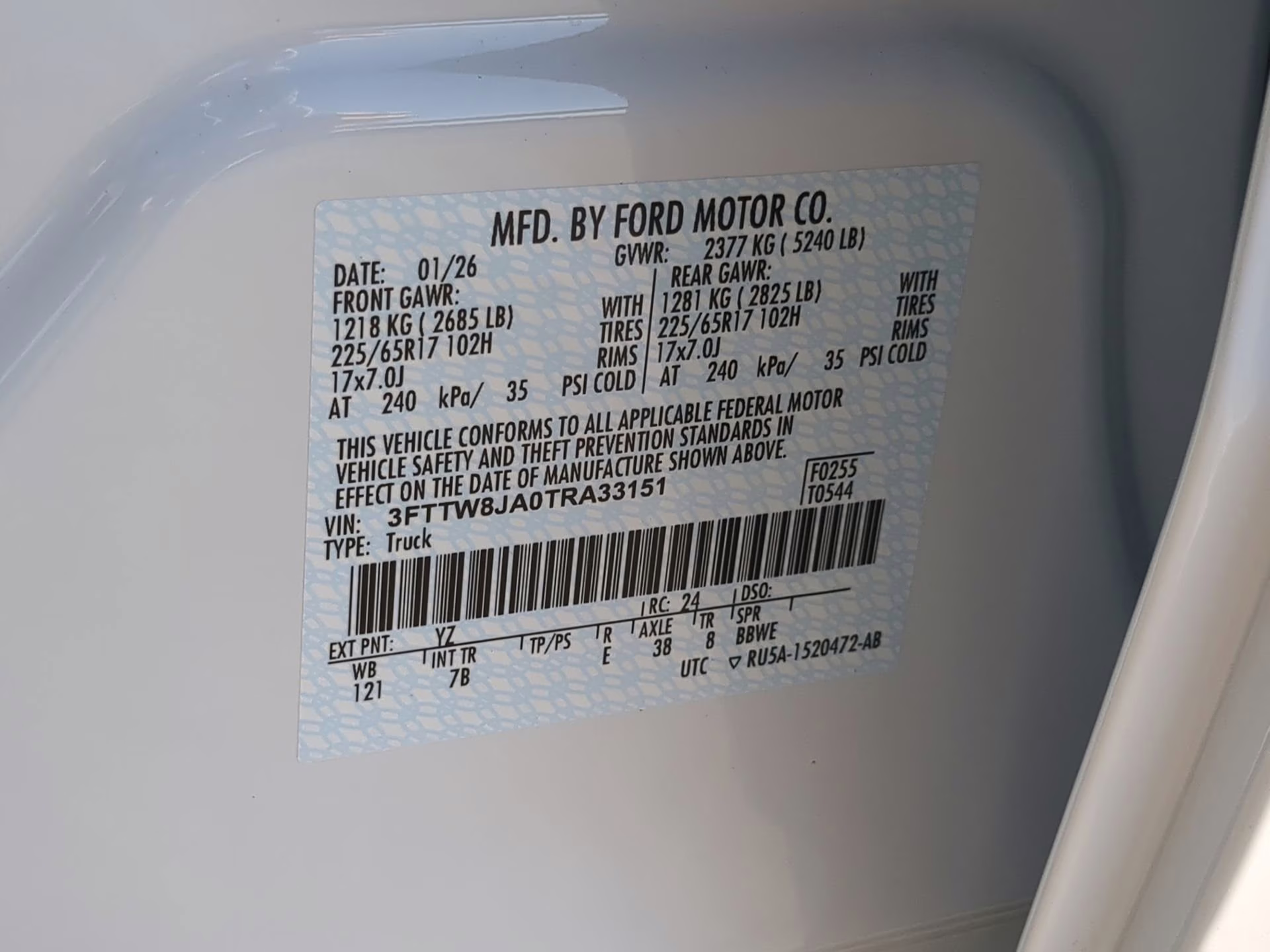 2026 Oxford White Ford Maverick XLT Crew Cab Pickup AWD Truck