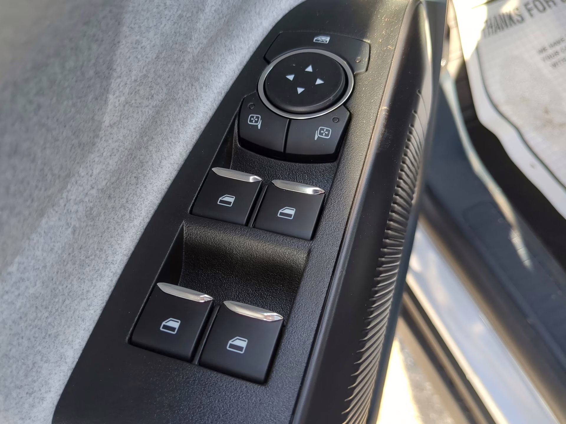 2026 Space White Metallic Ford Maverick XLT Crew Cab Pickup AWD Truck