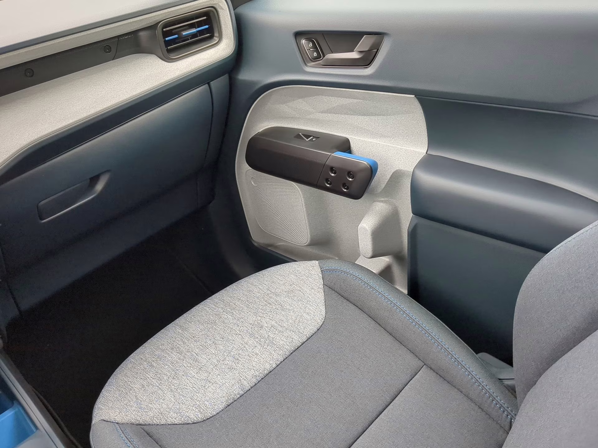 2026 Shadow Black Ford Maverick XLT Crew Cab Pickup AWD Truck