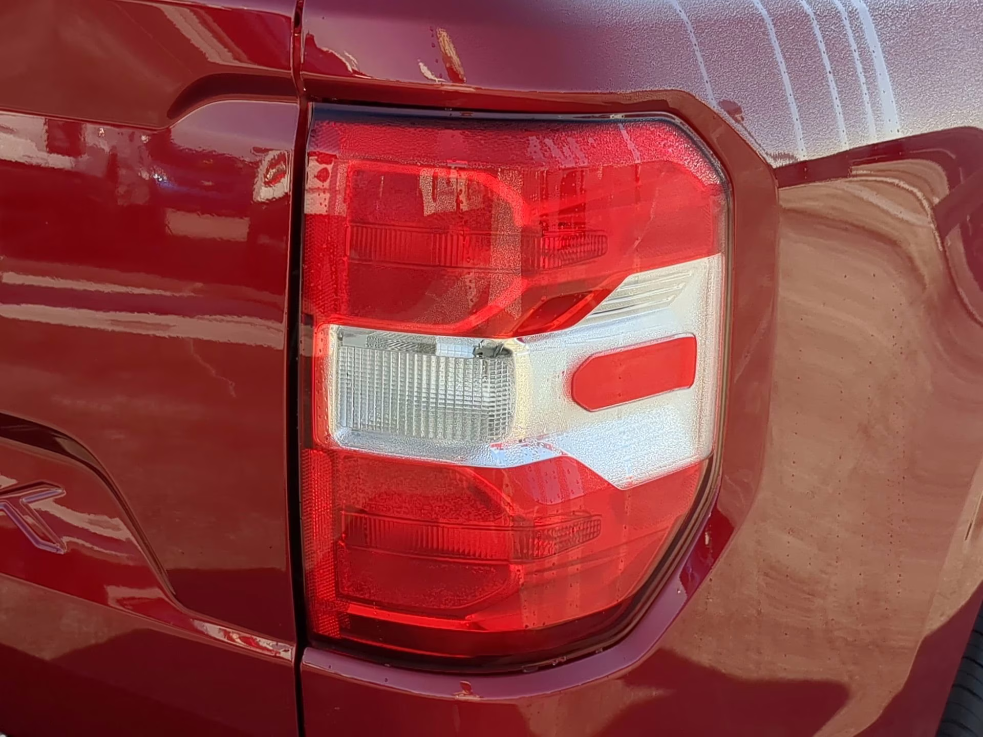 2026 Ruby Red Metallic Tinted Clearcoat Ford Maverick XLT Crew Cab Pickup AWD Truck