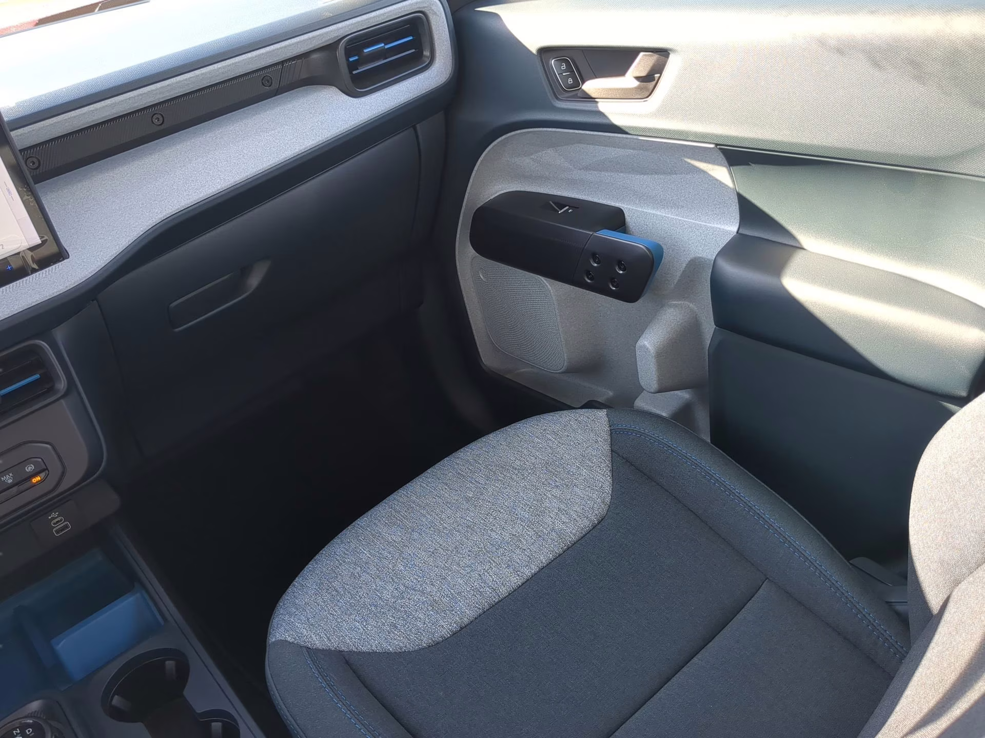 2026 Ruby Red Metallic Tinted Clearcoat Ford Maverick XLT Crew Cab Pickup AWD Truck