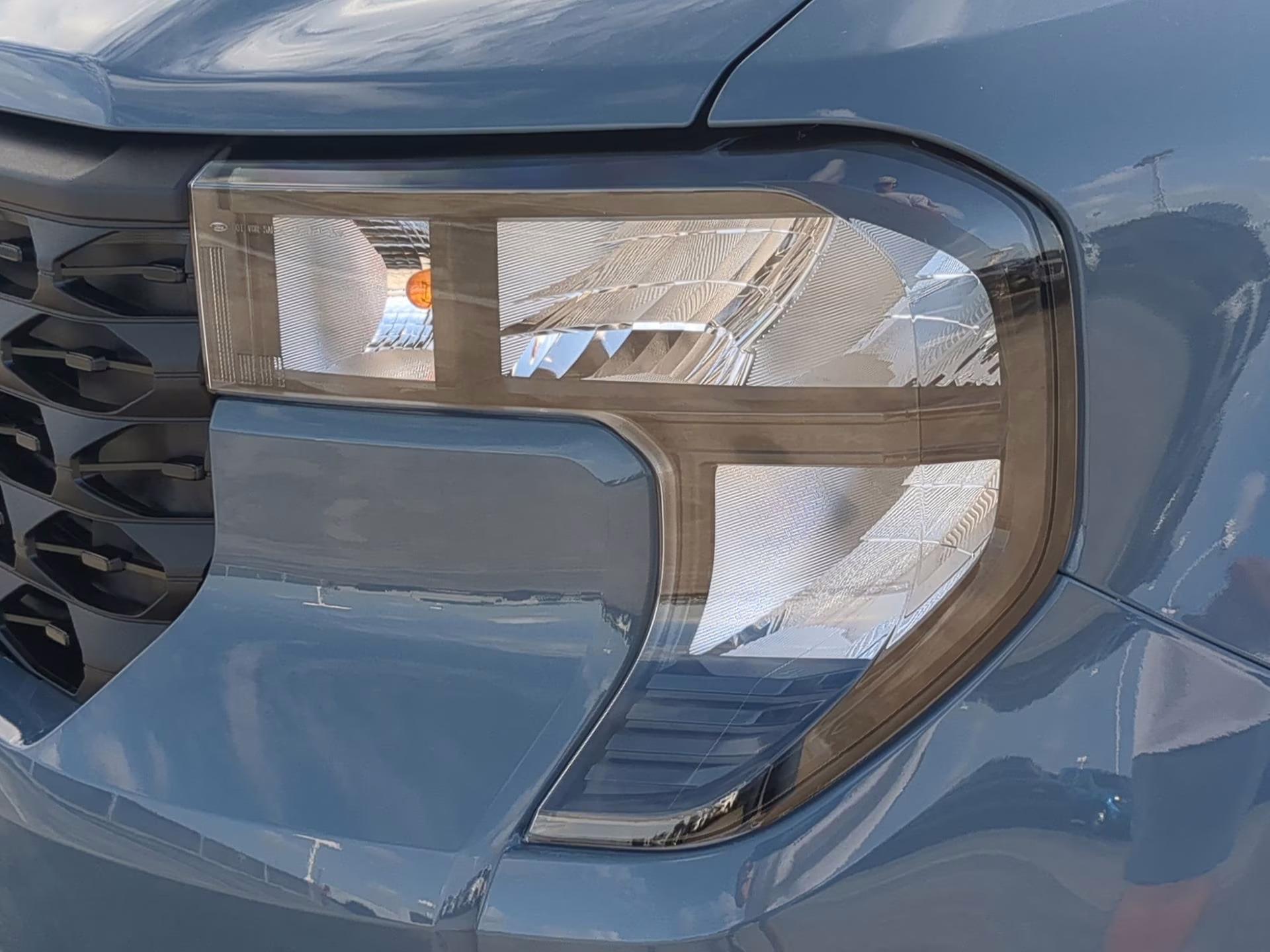 2026 Azure Gray Metallic Tri-Coat Ford Maverick XLT Crew Cab Pickup AWD Truck