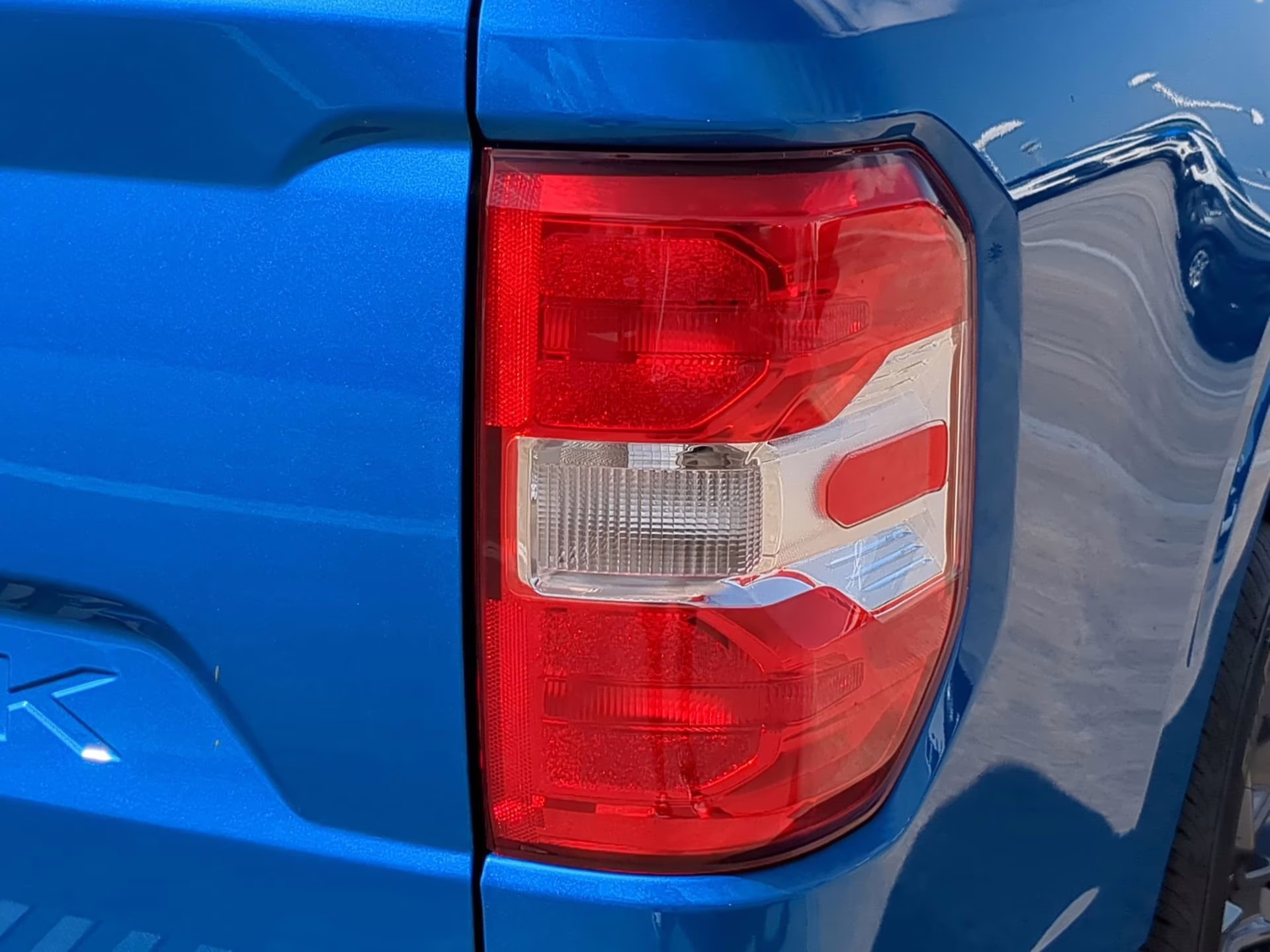 2026 Velocity Blue Ford Maverick XLT Crew Cab Pickup AWD Truck