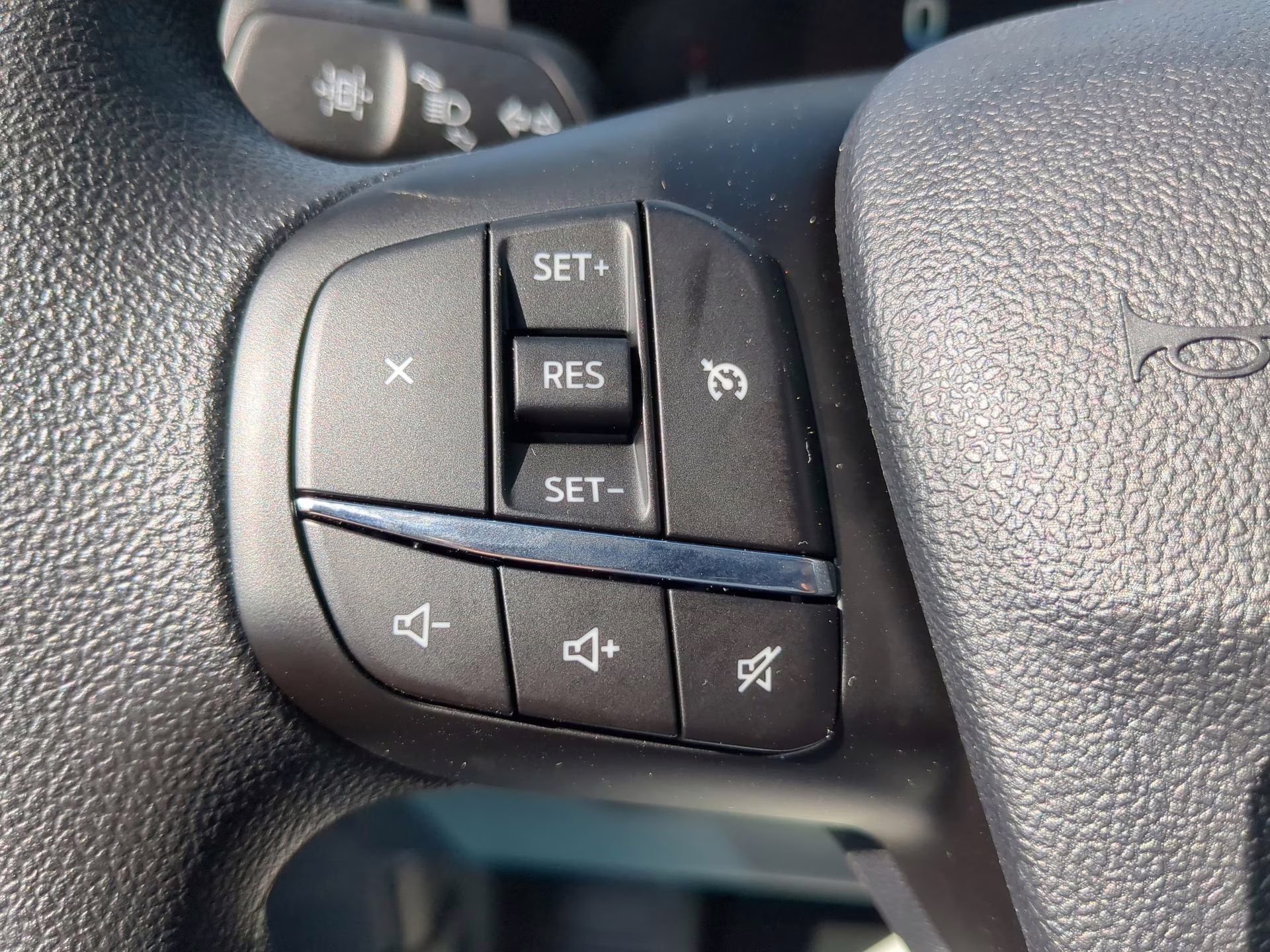 2026 Velocity Blue Ford Maverick XLT Crew Cab Pickup AWD Truck