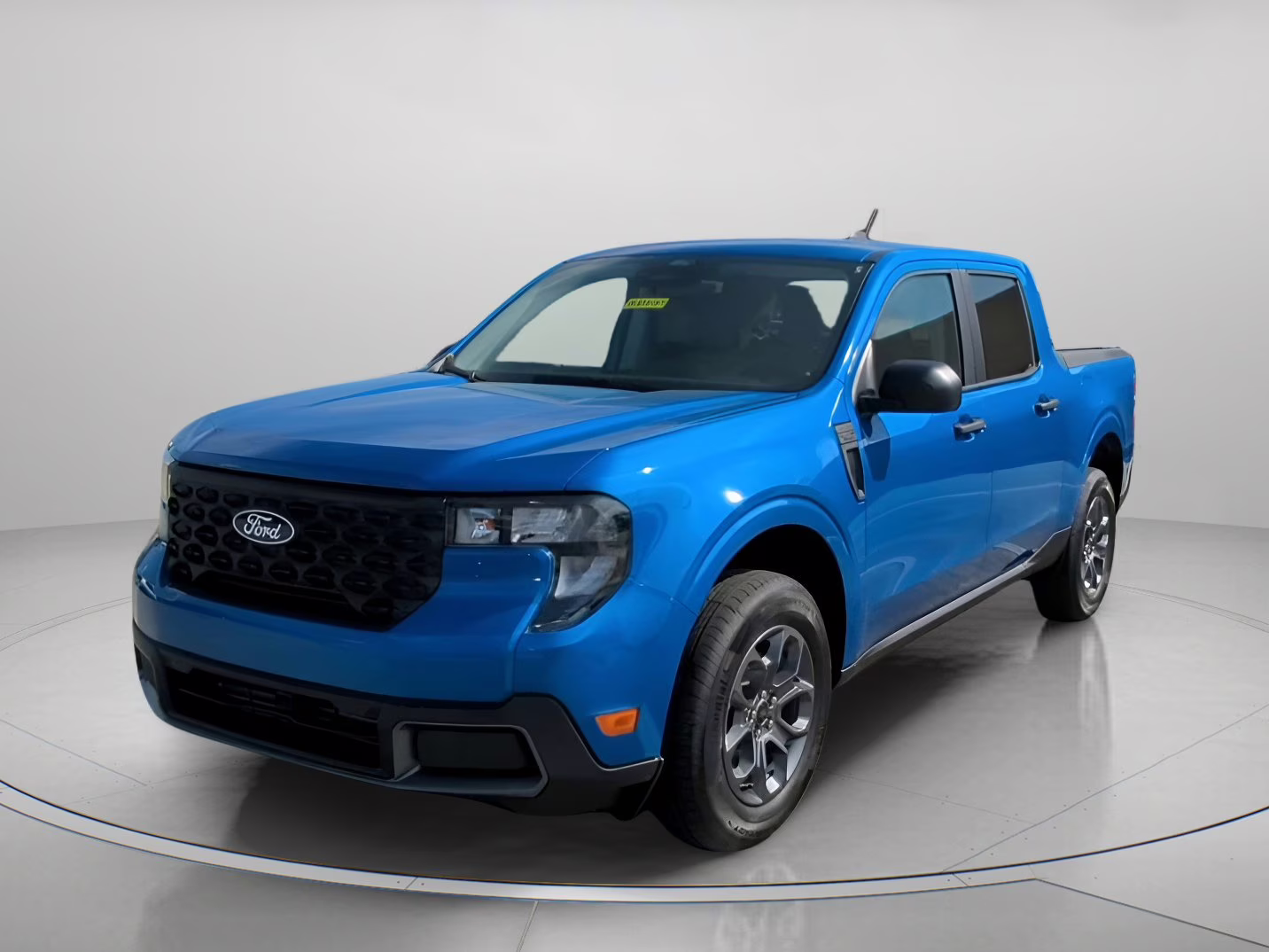 2026 Velocity Blue Ford Maverick XLT Crew Cab Pickup AWD Truck