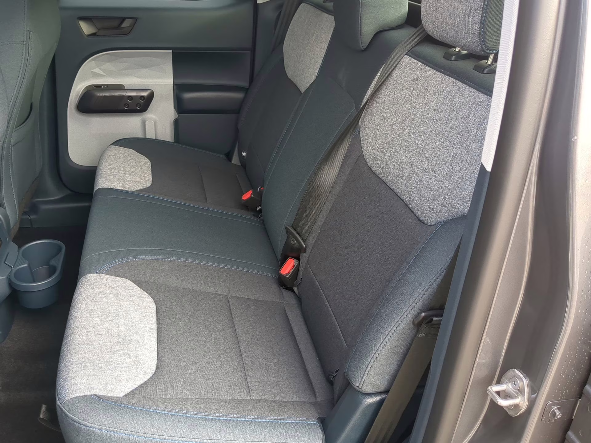 2026 Carbonized Gray Metallic Ford Maverick XLT Crew Cab Pickup AWD Truck