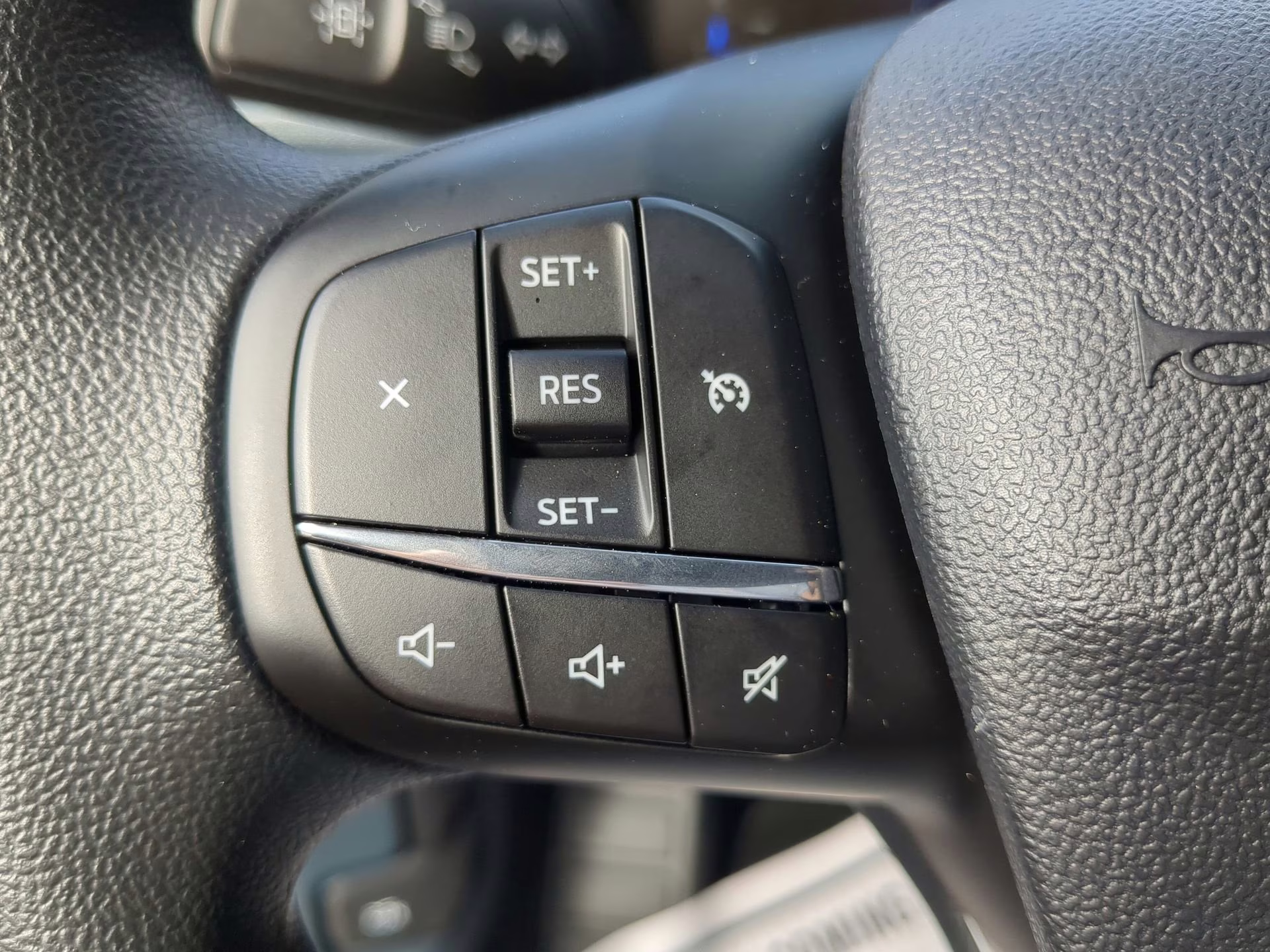 2026 Carbonized Gray Metallic Ford Maverick XLT Crew Cab Pickup AWD Truck