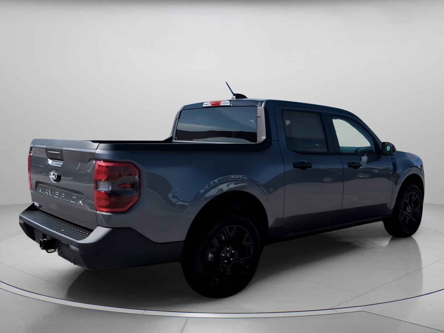 2026 Carbonized Gray Metallic Ford Maverick XLT Crew Cab Pickup AWD Truck