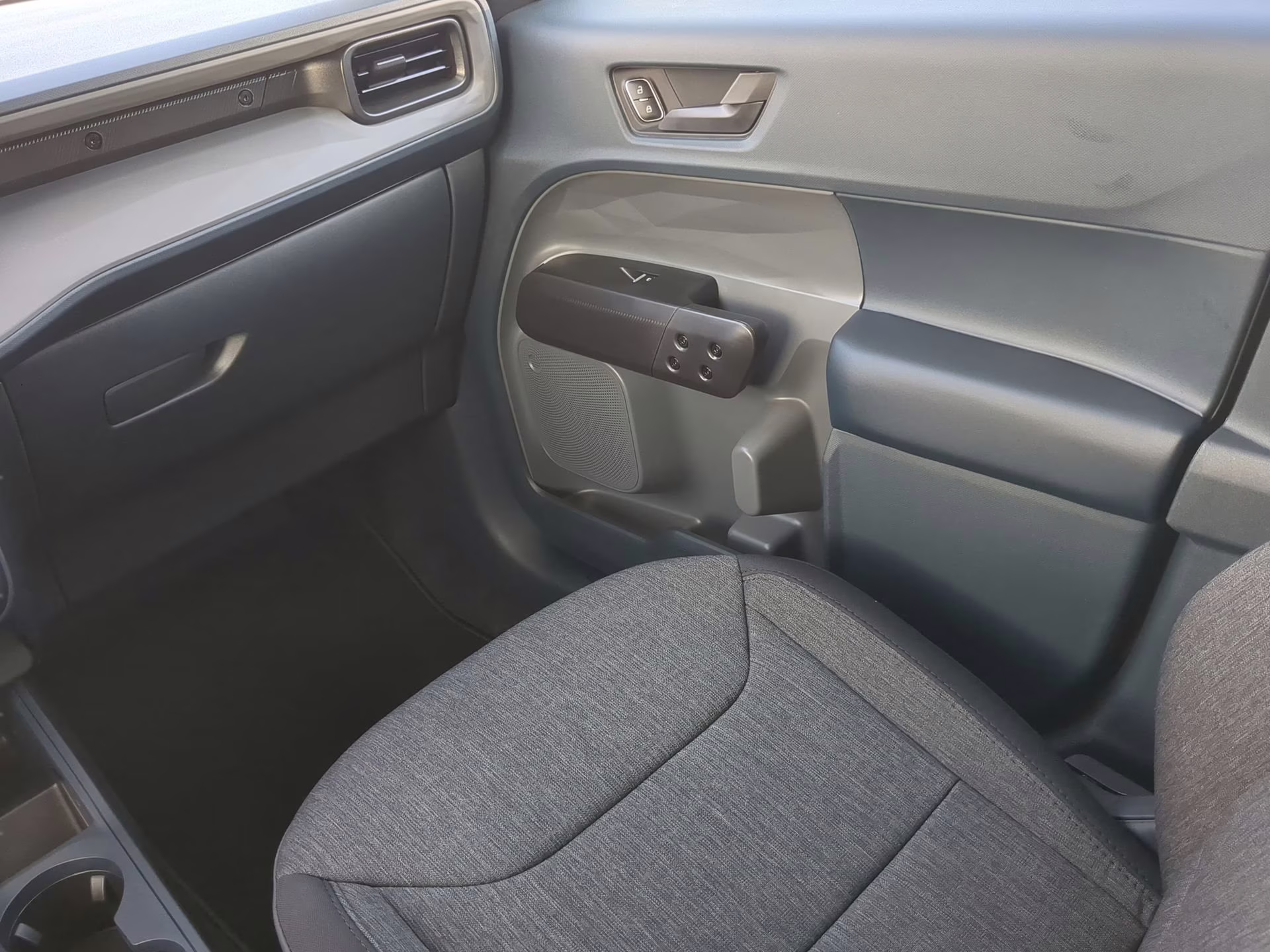 2026 Carbonized Gray Metallic Ford Maverick XLT Crew Cab Pickup AWD Truck