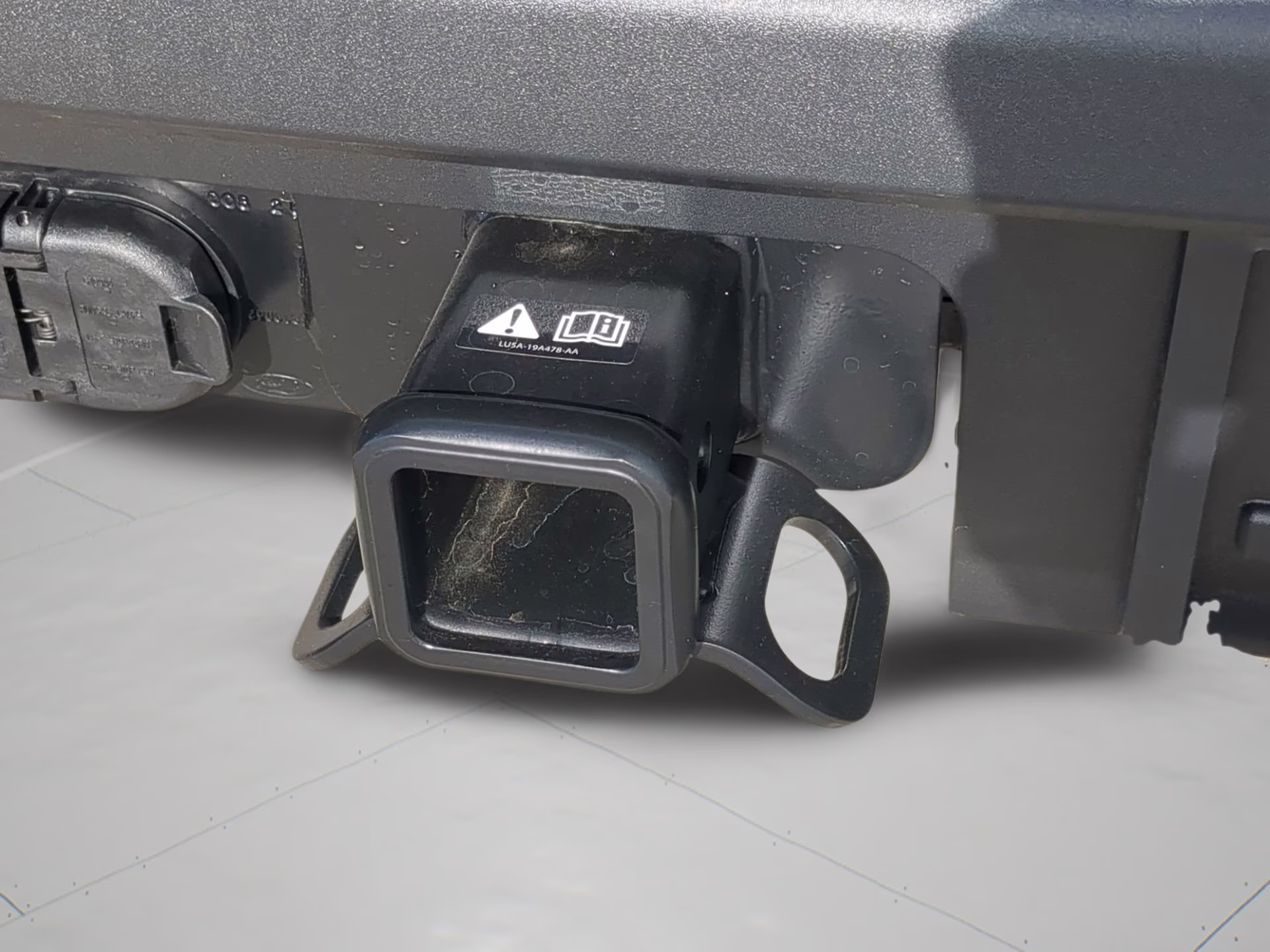 2026 Carbonized Gray Metallic Ford Maverick LARIAT Crew Cab Pickup AWD Truck