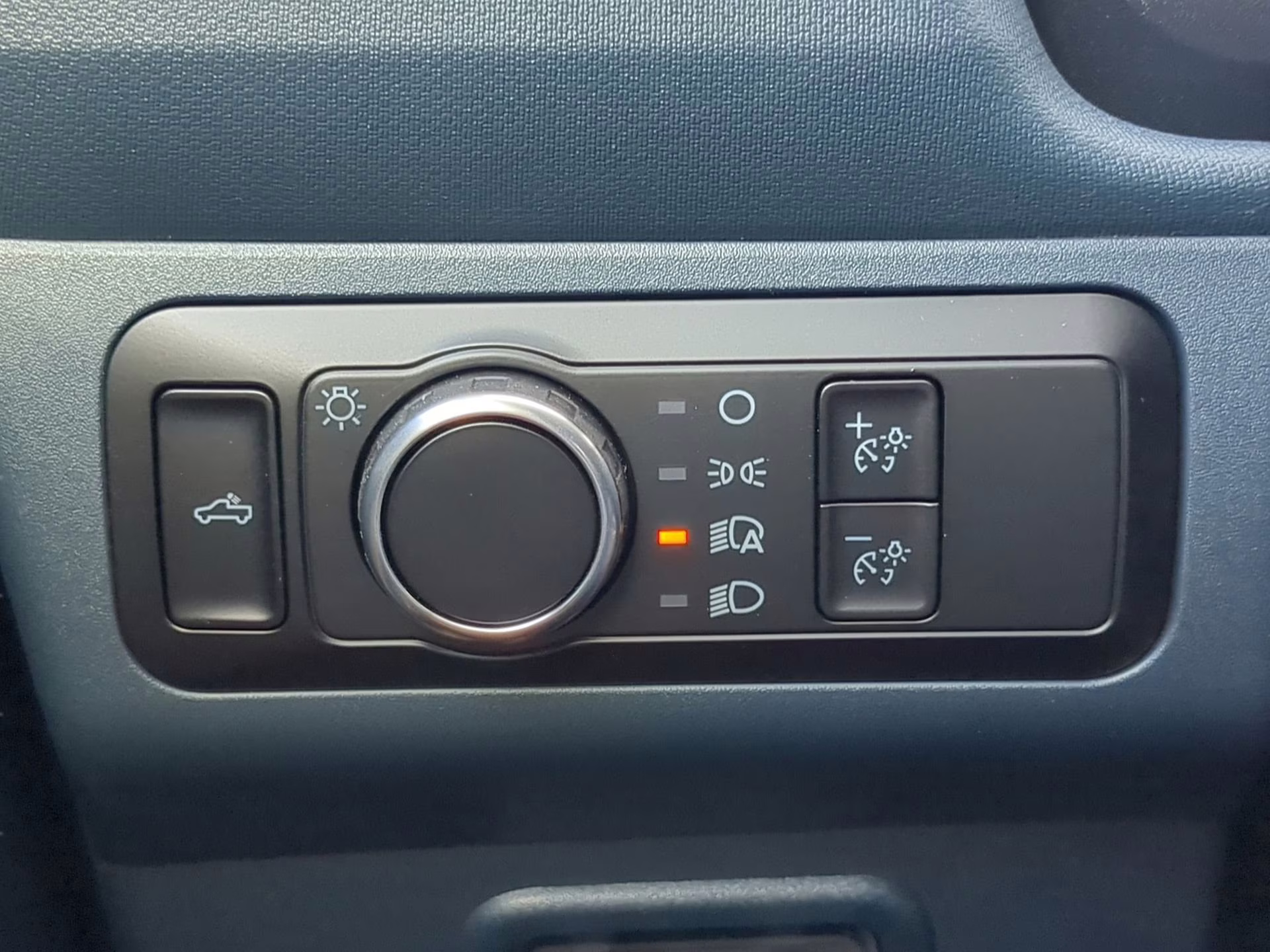 2026 Carbonized Gray Metallic Ford Maverick LARIAT Crew Cab Pickup AWD Truck