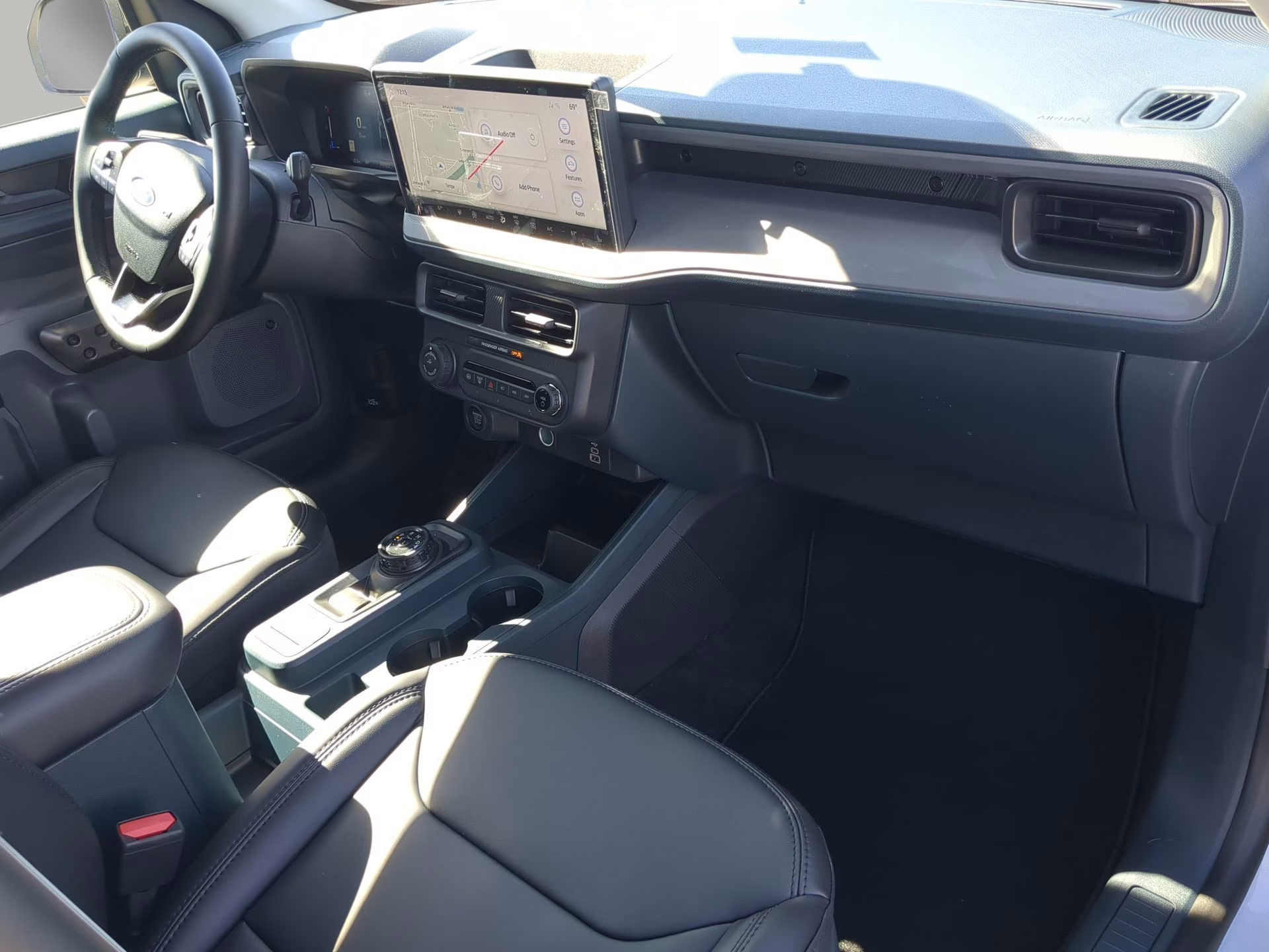 2026 Space White Metallic Ford Maverick LARIAT Crew Cab Pickup AWD Truck