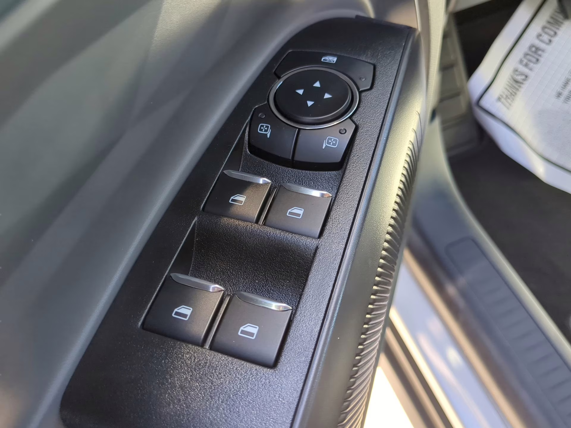 2026 Space White Metallic Ford Maverick LARIAT Crew Cab Pickup AWD Truck