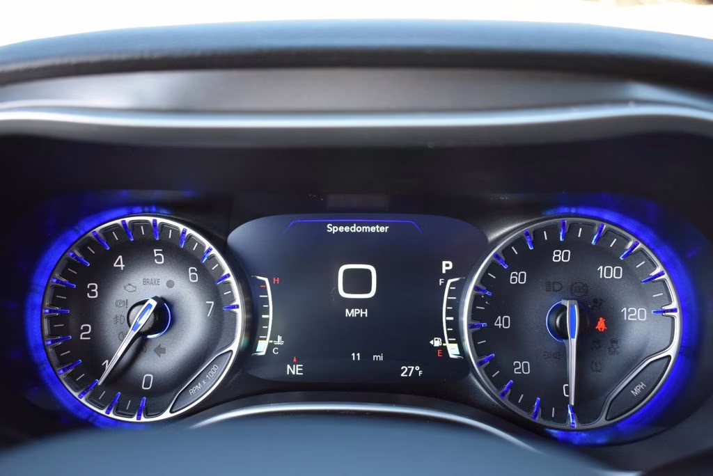 2026 Bright White Clearcoat Chrysler Pacifica Select AWD Van