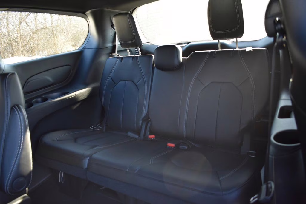 2026 Bright White Clearcoat Chrysler Pacifica Select AWD Van