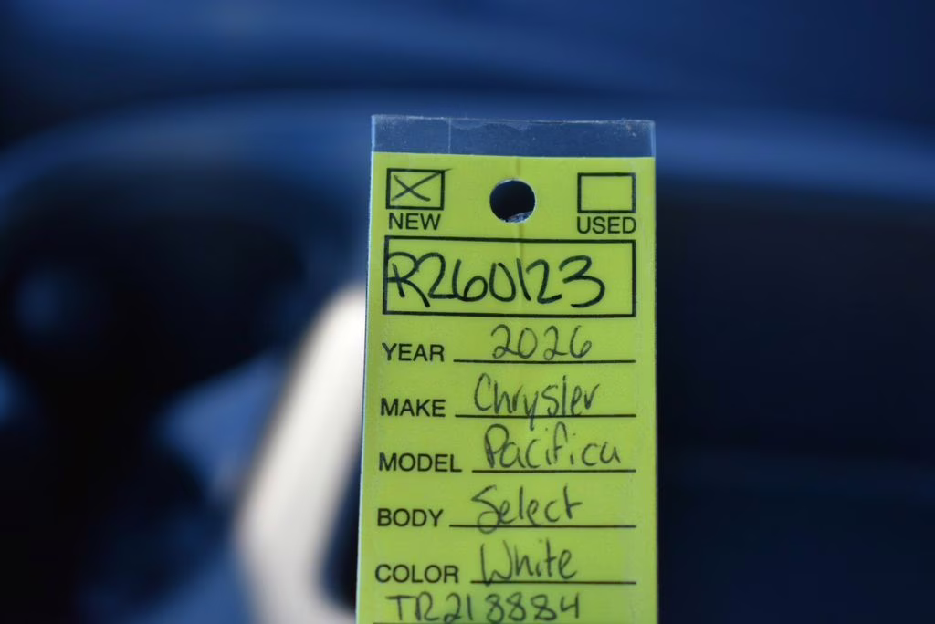 2026 Bright White Clearcoat Chrysler Pacifica Select AWD Van