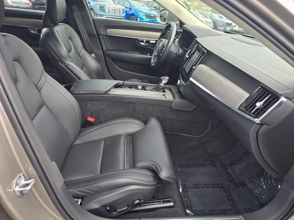 2021 Pebble Gray Metallic Volvo S90 T6 Inscription AWD Sedan