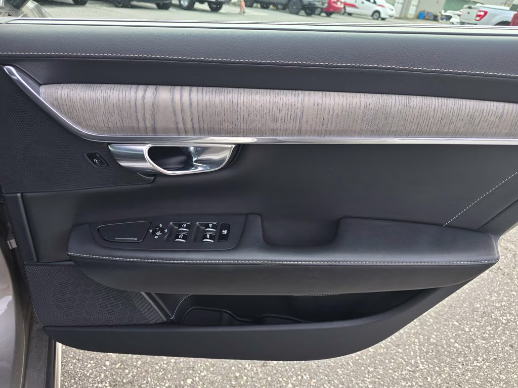 2021 Pebble Gray Metallic Volvo S90 T6 Inscription AWD Sedan